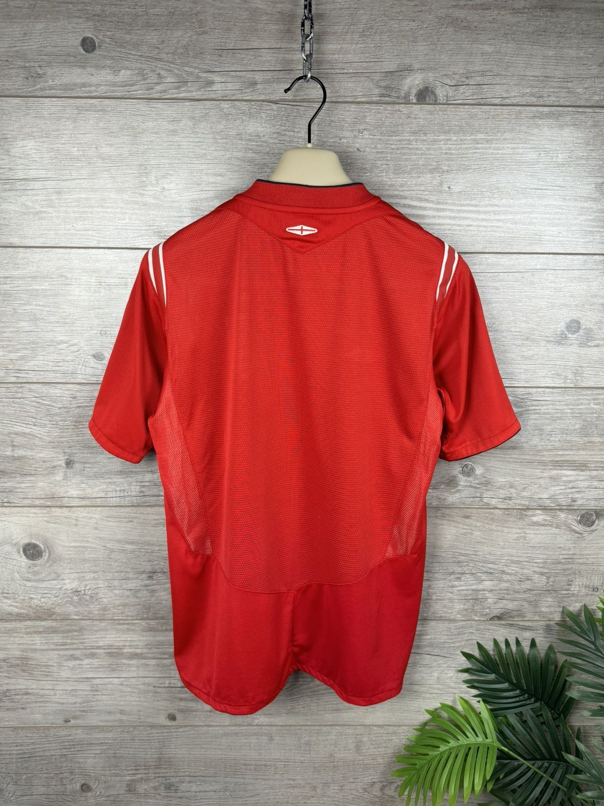 Umbro × Vintage Umbro soccer jersey vintage 2004 - 2006 size M Size US M / EU 48-50 / 2 - 15 Thumbnail