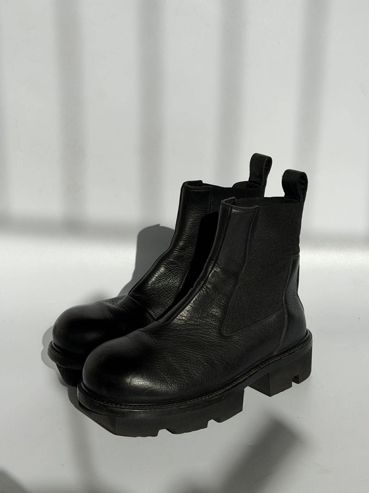 Rick Owens Rick Owens Beatle Bozo Tractor Boots Size US 5 / EU 37 - 2 Thumbnail