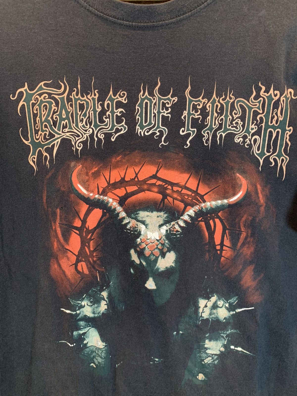 Band Tees × Vintage *RARE* Vintage Cradle Of Filth Embrace Not Fear Band T-Shirt Size US L / EU 52-54 / 3 - 3 Thumbnail