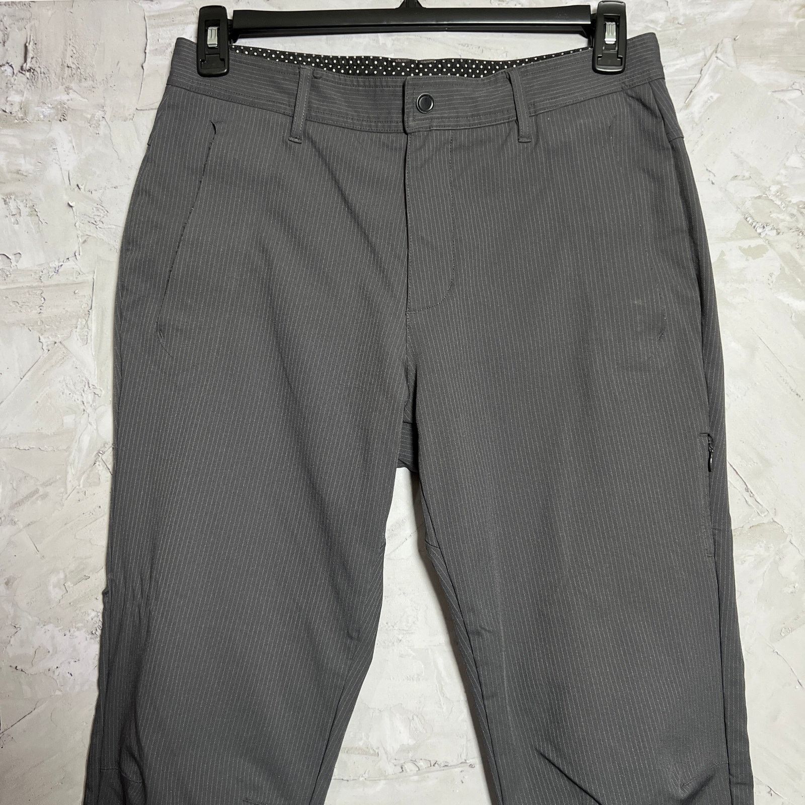 Lululemon Lululemon Commute Pant Dark Slate Pinstripe Vented Chino 30 Size US 30 / EU 46 - 10 Thumbnail