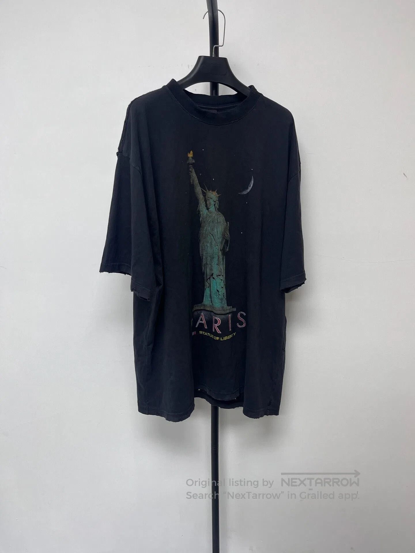 Balenciaga Balenciaga Graphic Print Short Sleeve T-Shirt. Size US L / EU 52-54 / 3 - 1 Thumbnail
