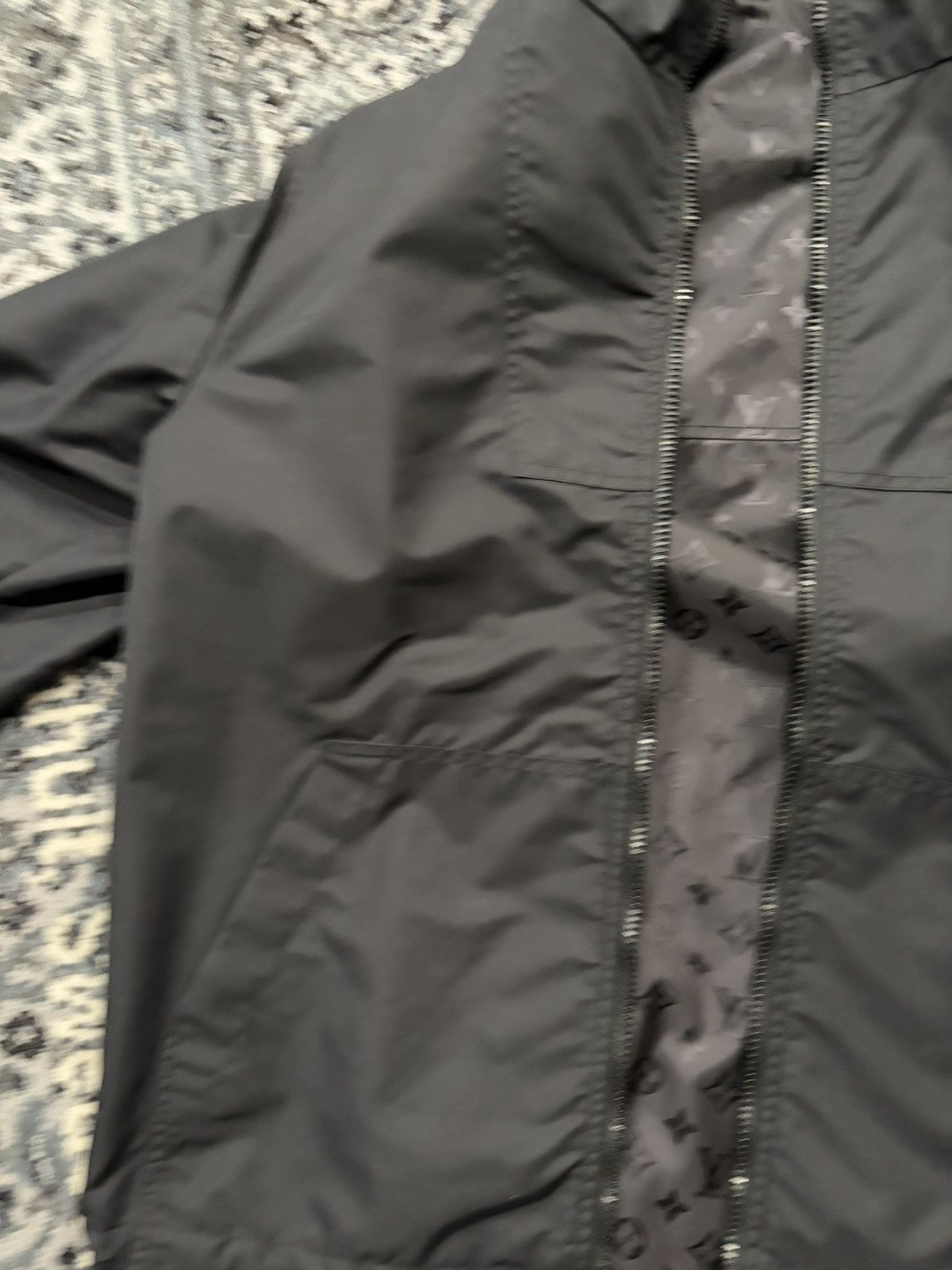 Louis Vuitton louis vuitton monogram reversible nylon jacket Size US M / EU 48-50 / 2 - 17 Thumbnail
