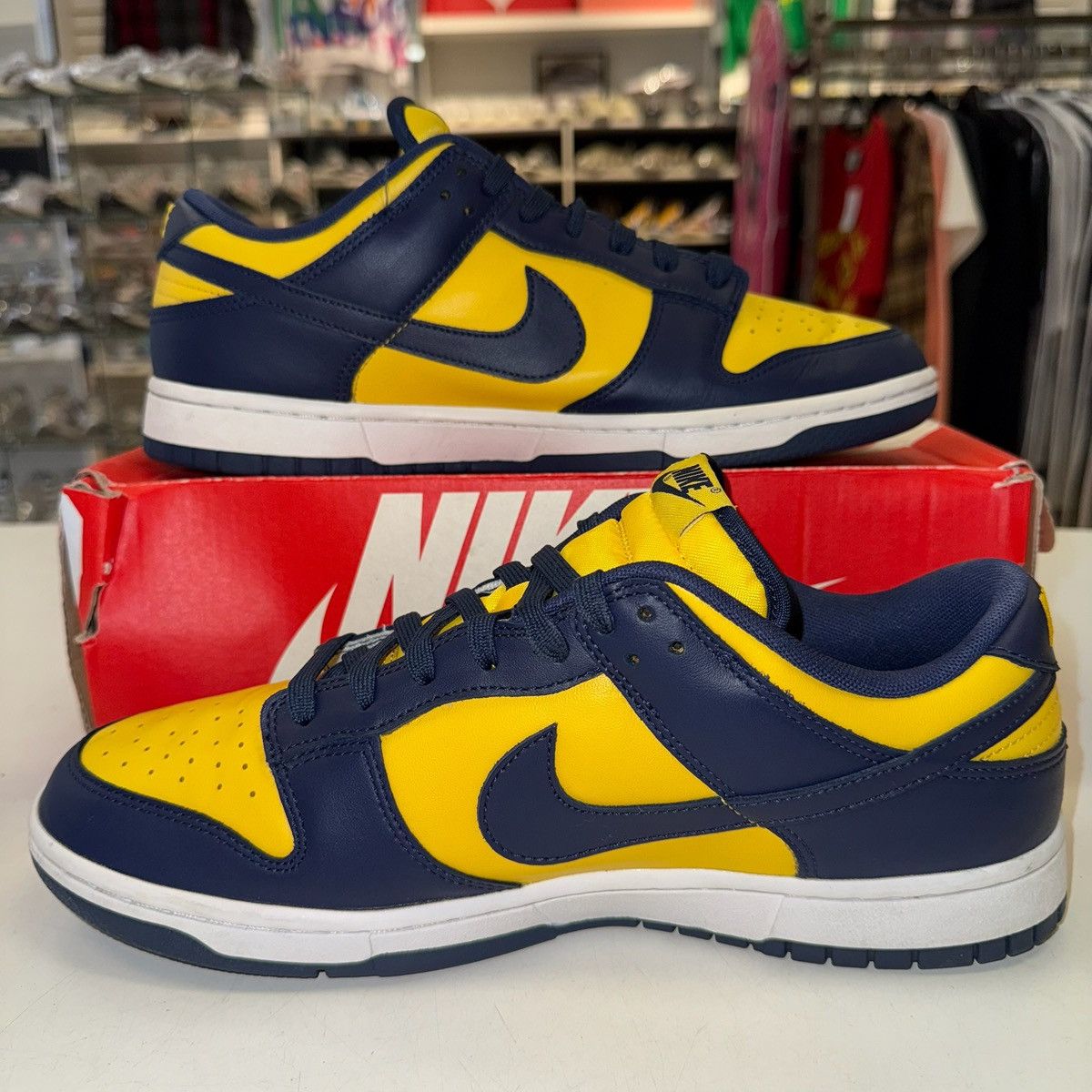 Nike Size 11.5 - Nike Dunk Low Michigan 2021 - DD1391-700 Size US 11.5 / EU 44-45 - 2 Thumbnail