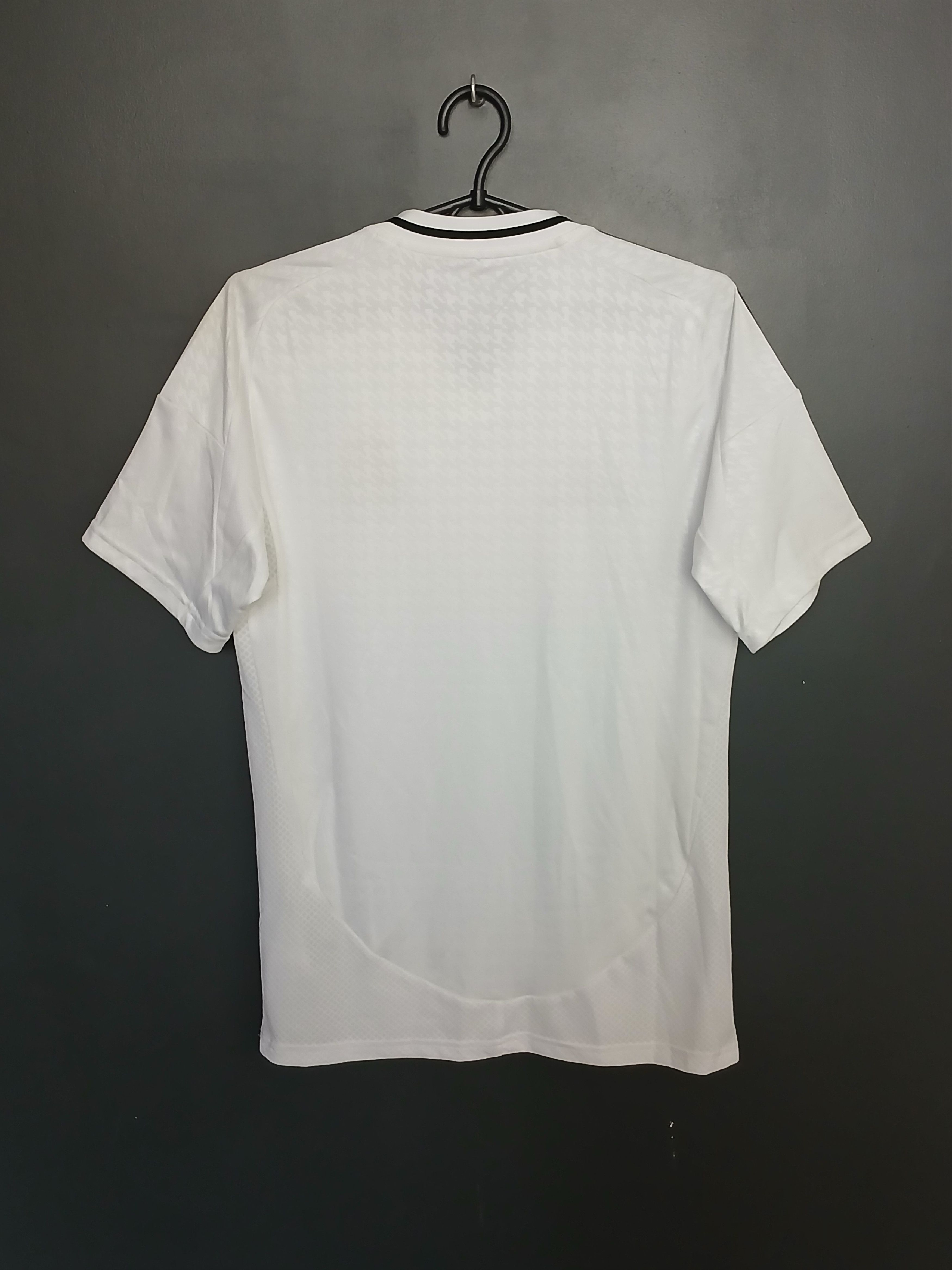 Adidas New Real Madrid 24/25 Home Football Jersey T-Shirt Size US XS / EU 42 / 0 - 2 Thumbnail