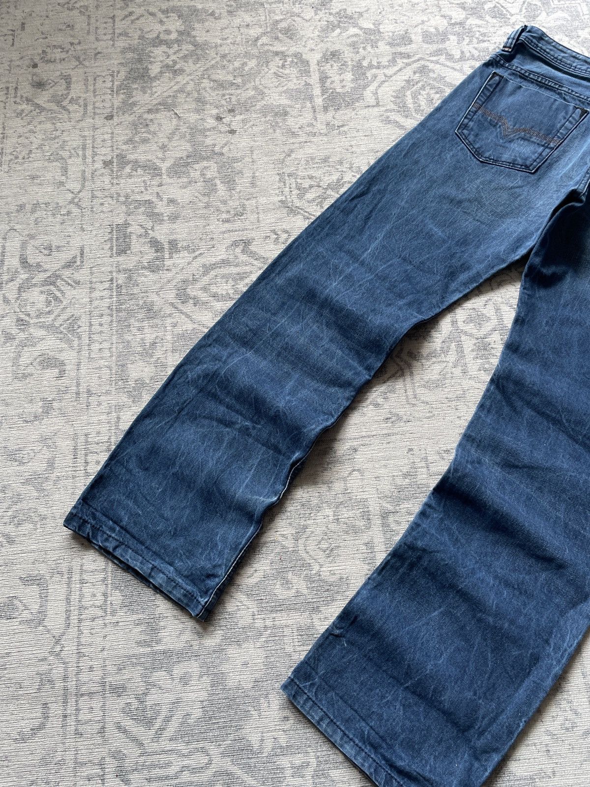 Japanese Brand Vintage Diesel Jeans Mud Washed Faded Baggy Wide Japanese Size US 32 / EU 48 - 7 Thumbnail