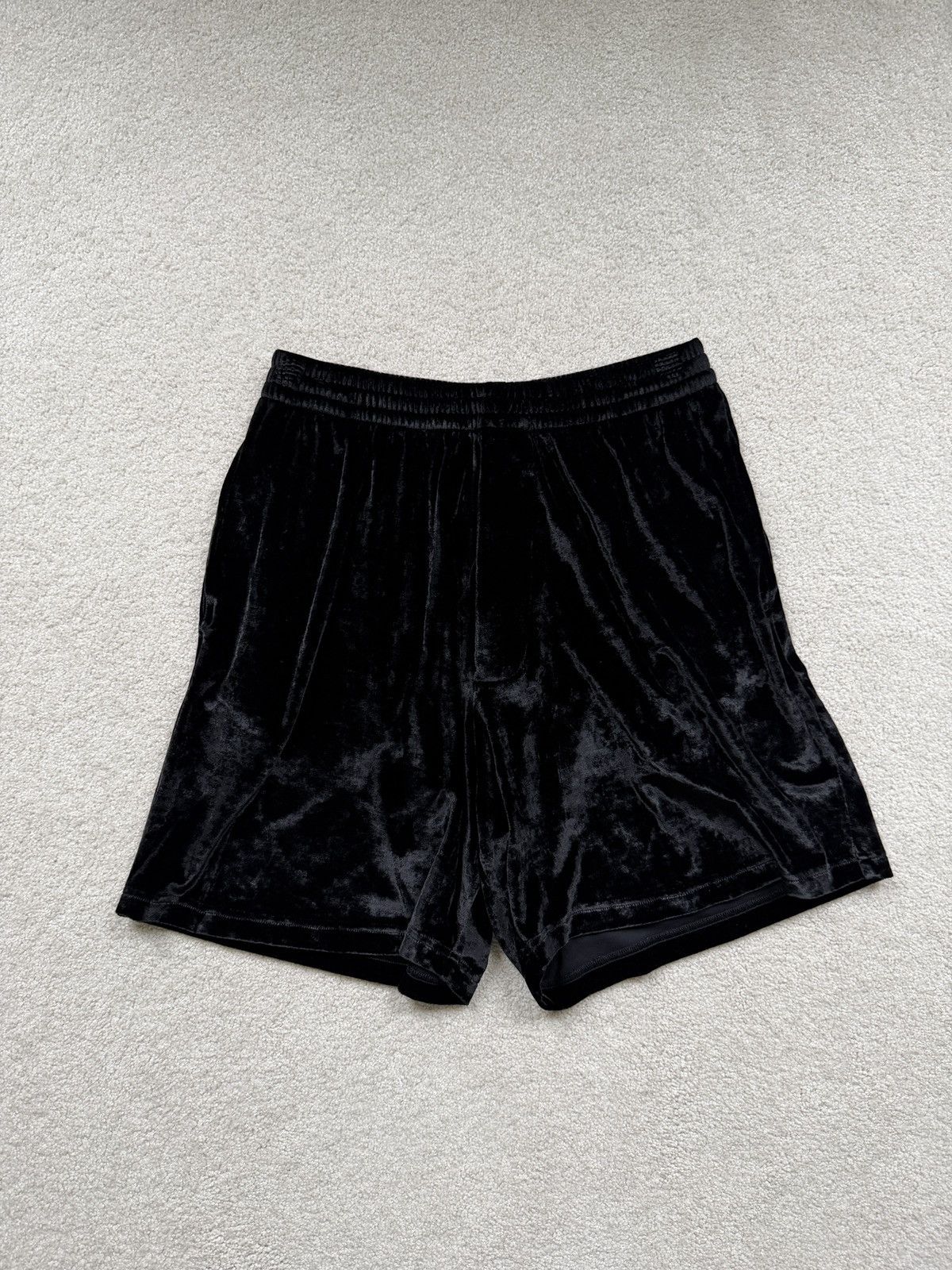 Balenciaga BB VELOUR SHORTS Size US 32 / EU 48 - 1 Thumbnail
