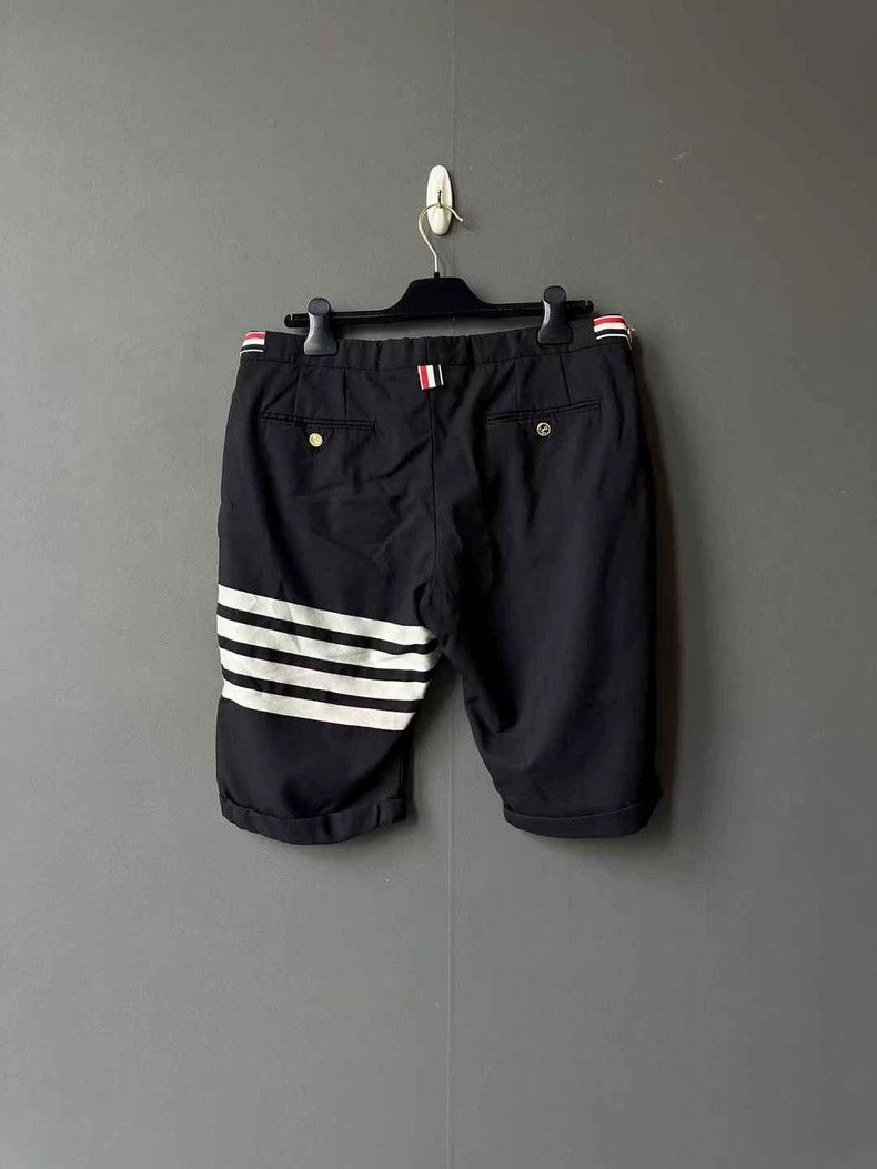 Thom Browne Thom Browne size3 Wool suit shorts Size US 27 - 2 Thumbnail