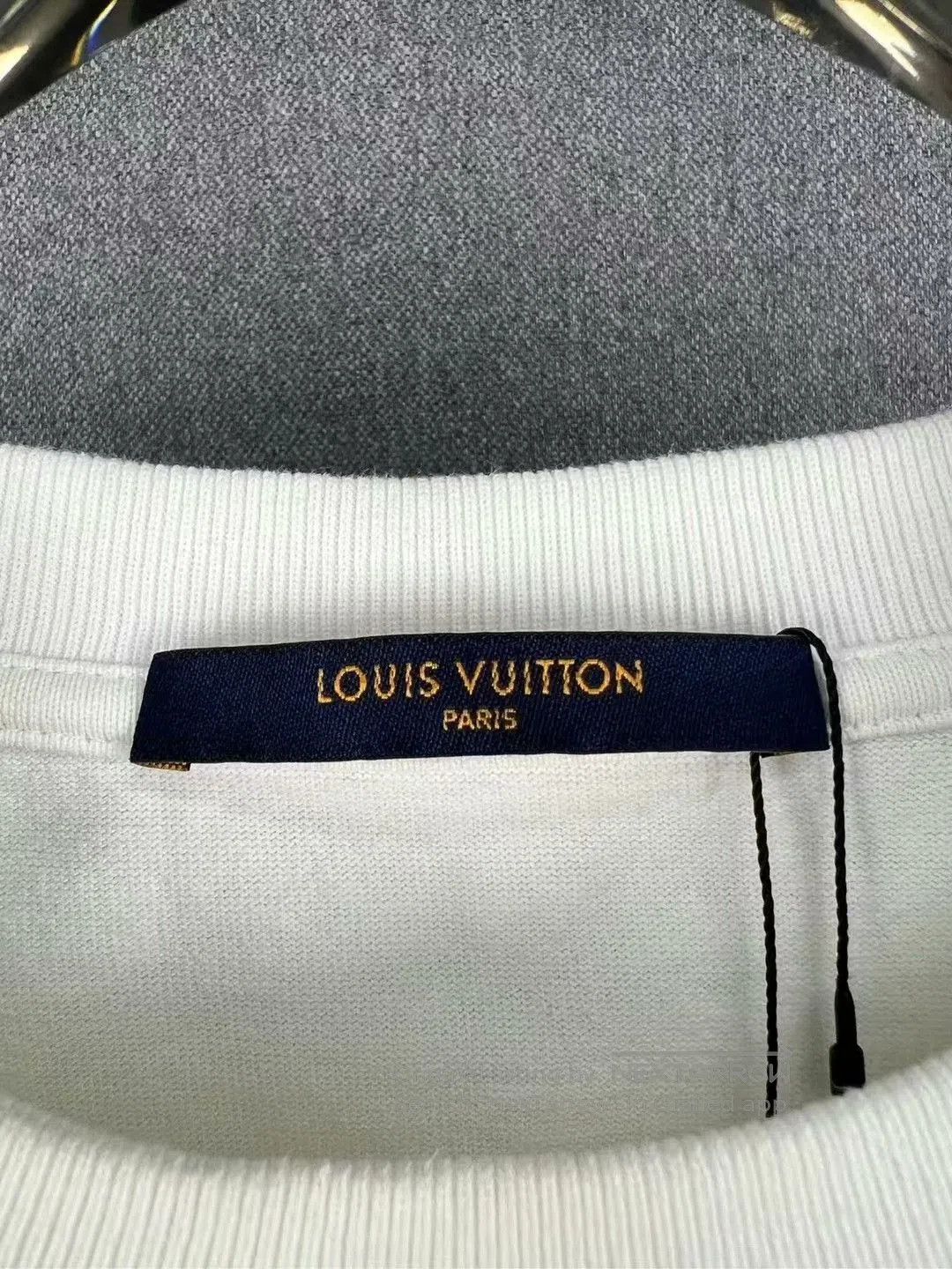 Louis Vuitton louis vuitton short sleeve white shirt. Size US XXL / EU 58 / 5 - 3 Thumbnail