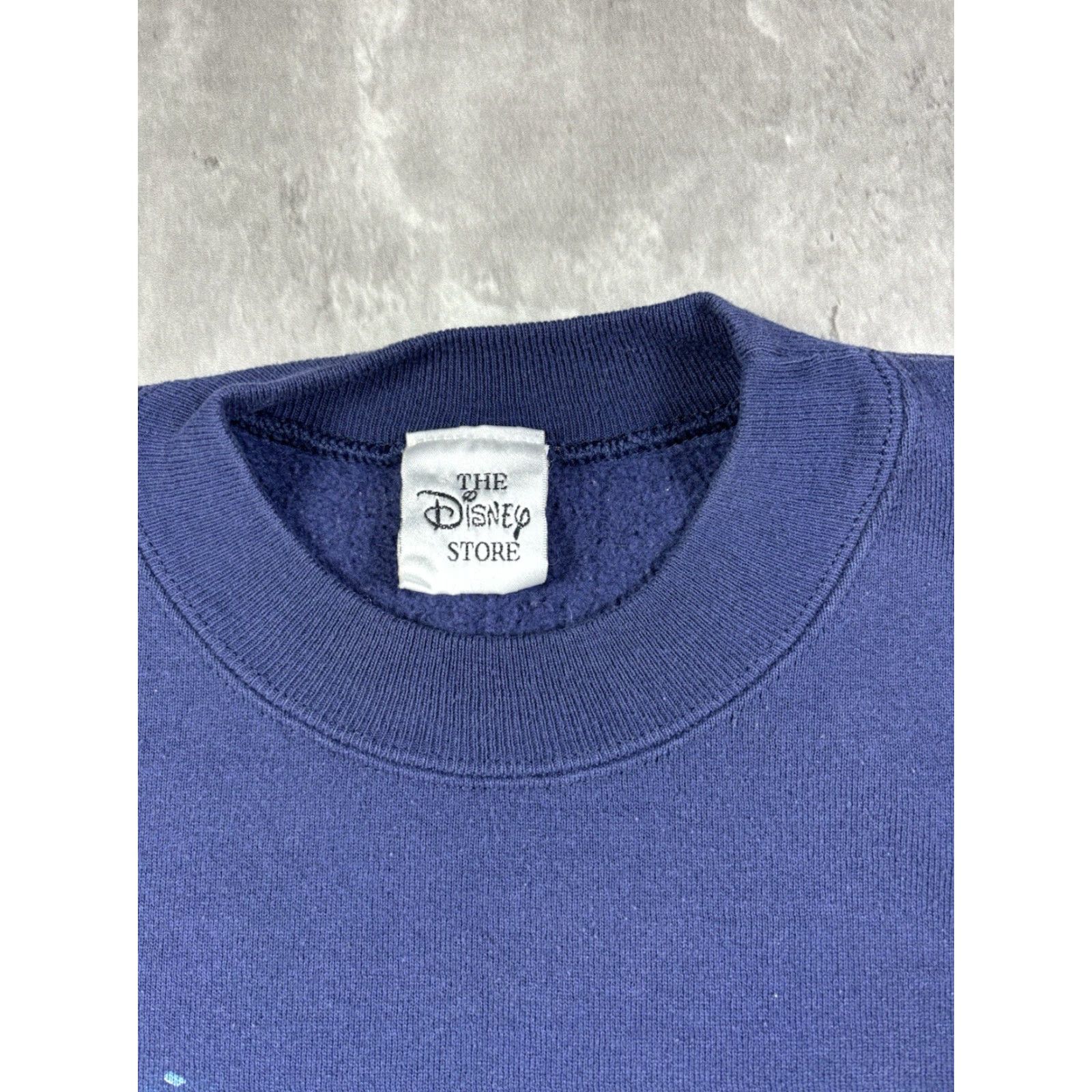 Disney VINTAGE Disney Sweatshirt XL Blue Cartoon 1990s 90s Mickey Minnie Logo Graphic Print Pullover Men Size US XL / EU 56 / 4 - 3 Thumbnail