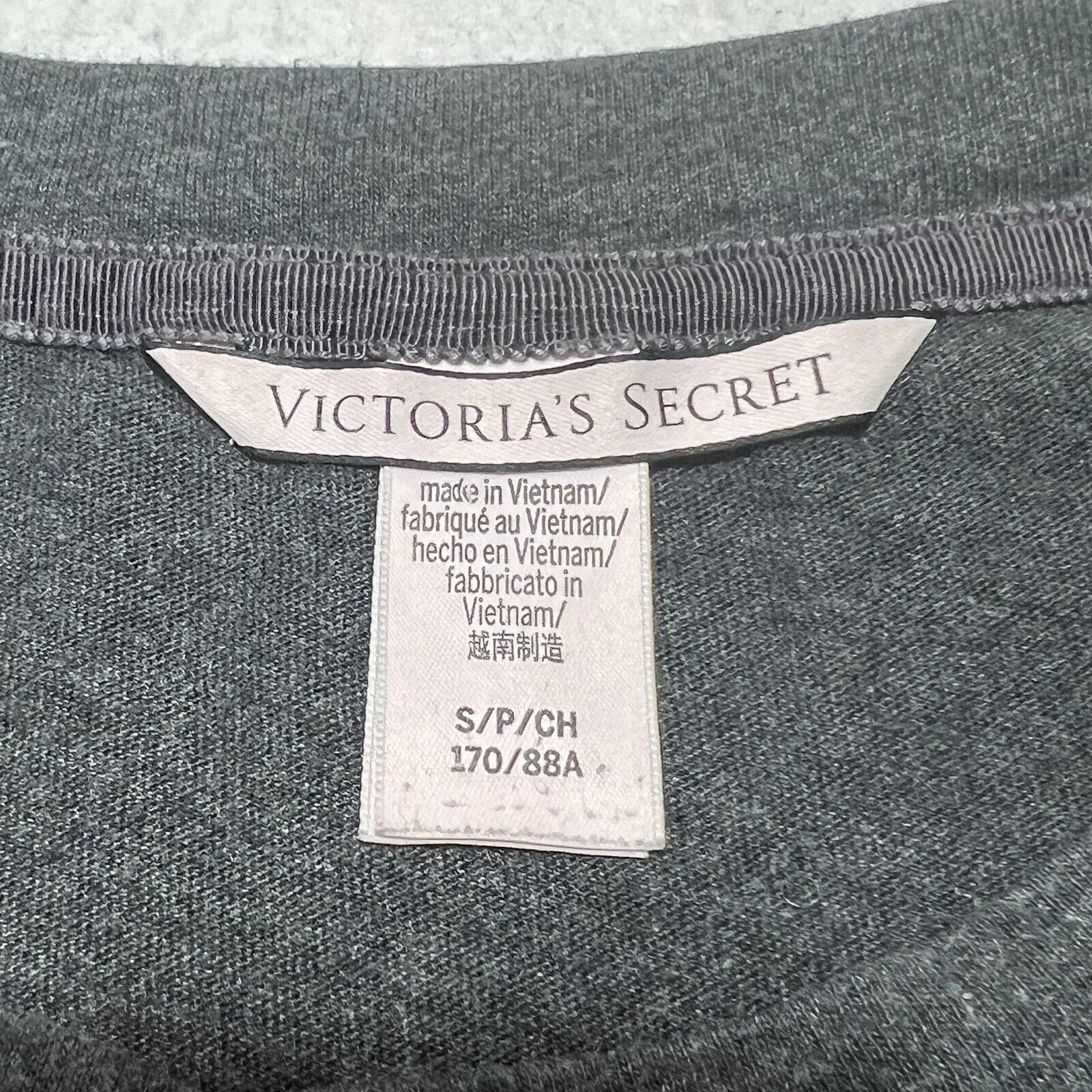Victoria's Secret Victoria's Secret Graphic T Shirt Love Glitter Flower Size S / US 4 / IT 40 - 3 Thumbnail