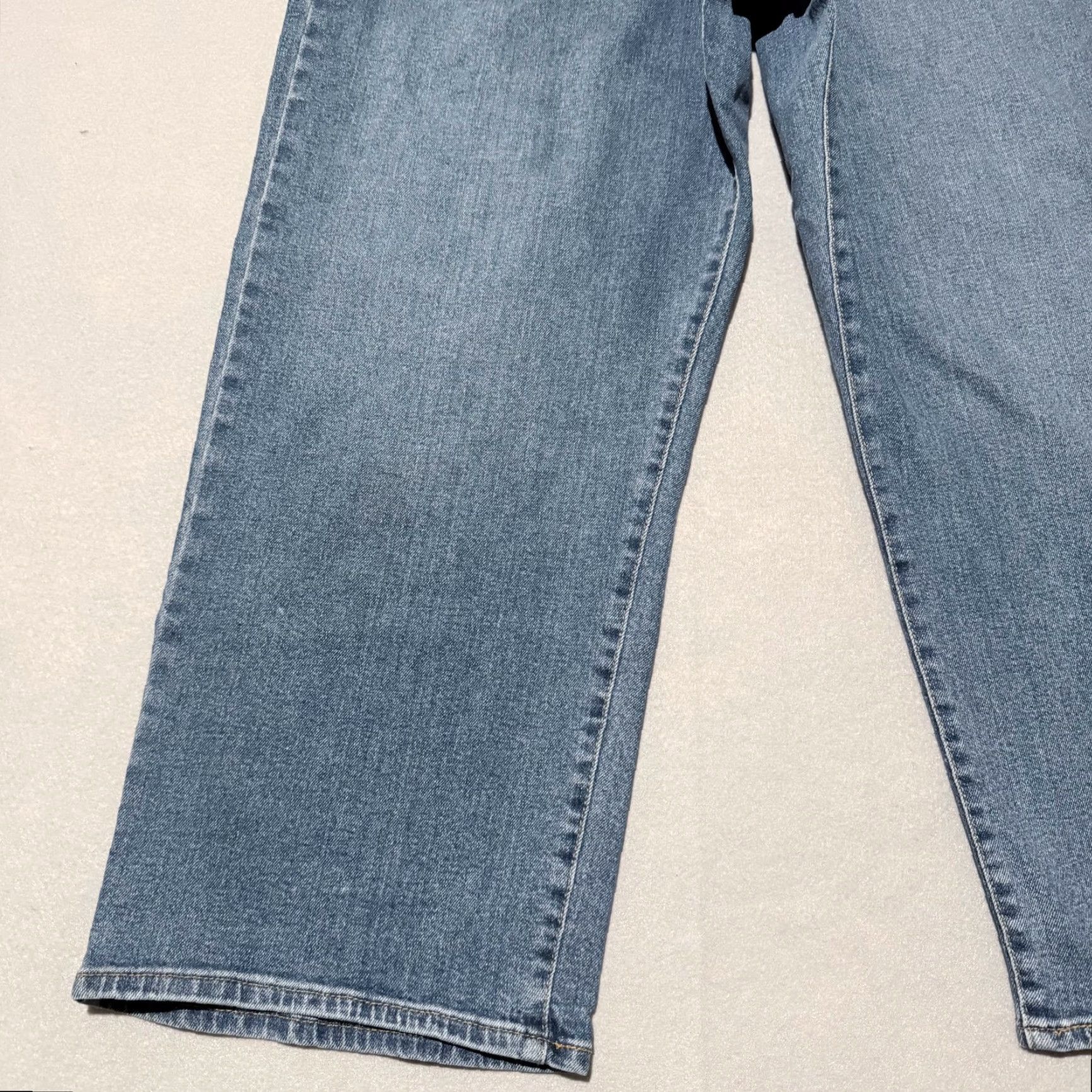 Levi's VINTAGE Signature By Levi's Jeans Women Blue High-Rise 12 Denim 90s City USA Streetwear 5-Pocket Womens Jeans Size 34" / US 12 / IT 48 - 4 Thumbnail