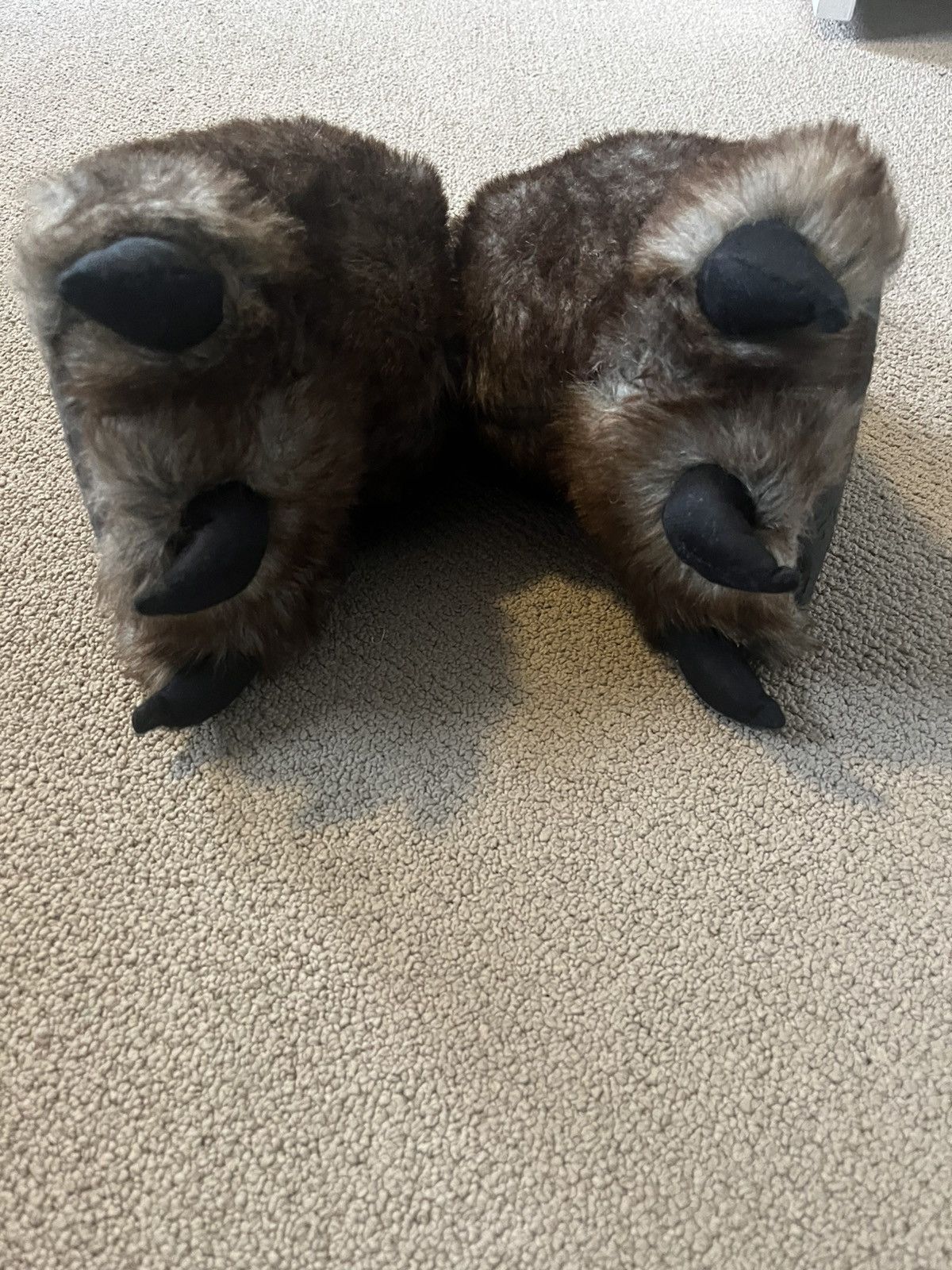 Vintage Fluffy bear slippers Size US 10 / EU 43 - 2 Thumbnail
