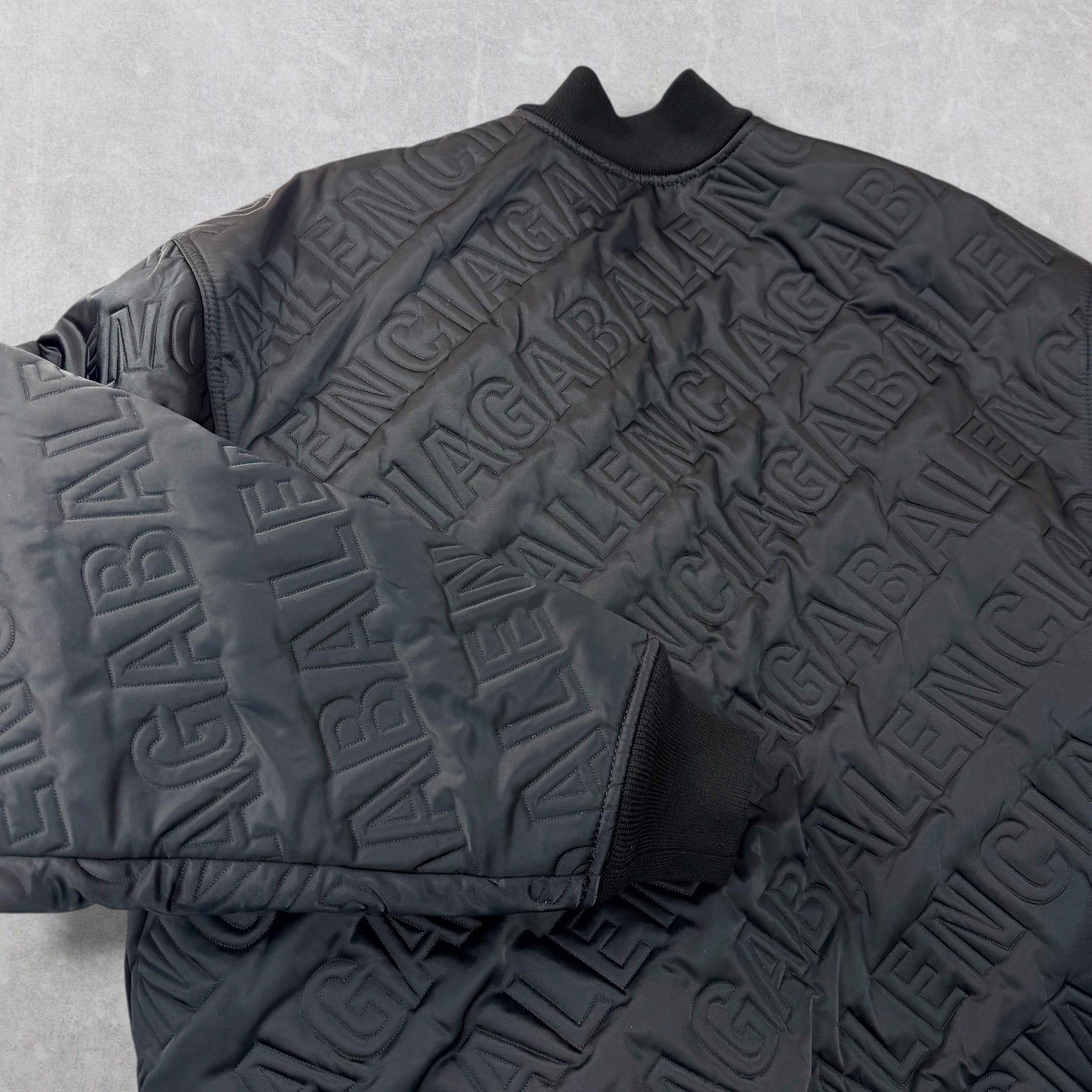 Balenciaga Balenciaga All Over Logo Quilted Bomber 42 (L) Size US L / EU 52-54 / 3 - 4 Thumbnail