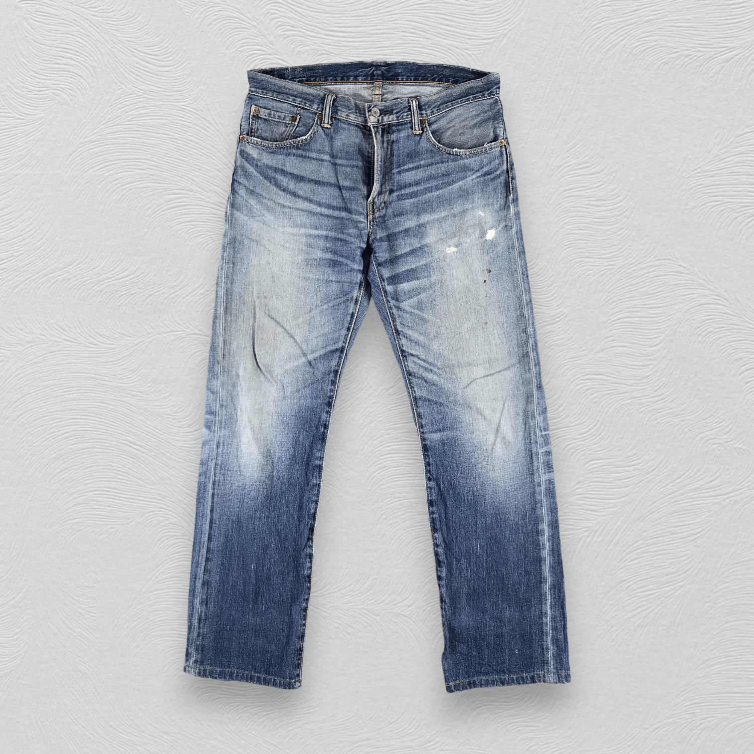 Levi's Vintage Levis 502 Jeans Faded Blue Denim KJ856 Size US 34 / EU 50 - 1 Thumbnail