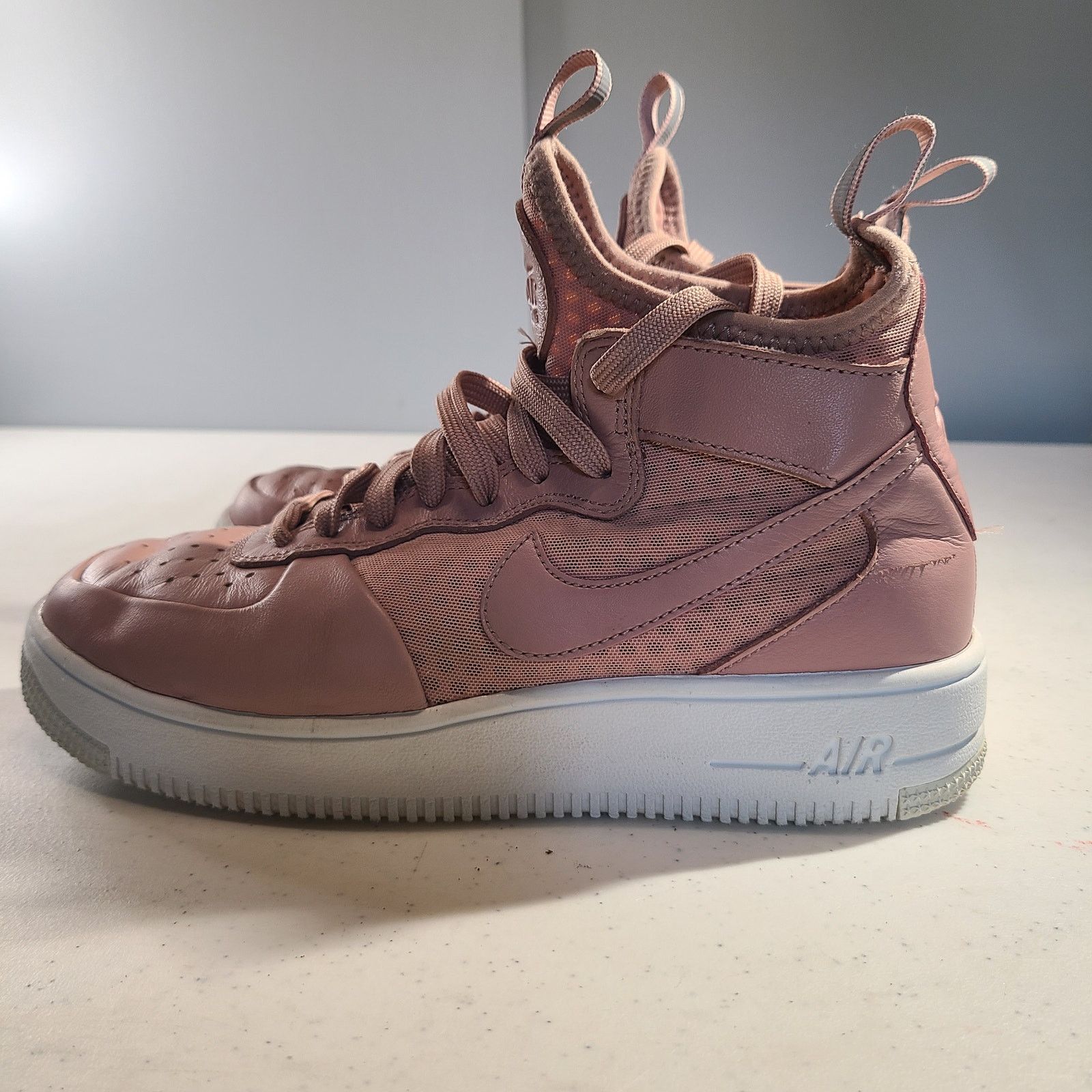Nike Nike Air Force 1 Ultraforce Mid Particle Pink Sneaker Size 7 Size US 7 / IT 37 - 3 Thumbnail