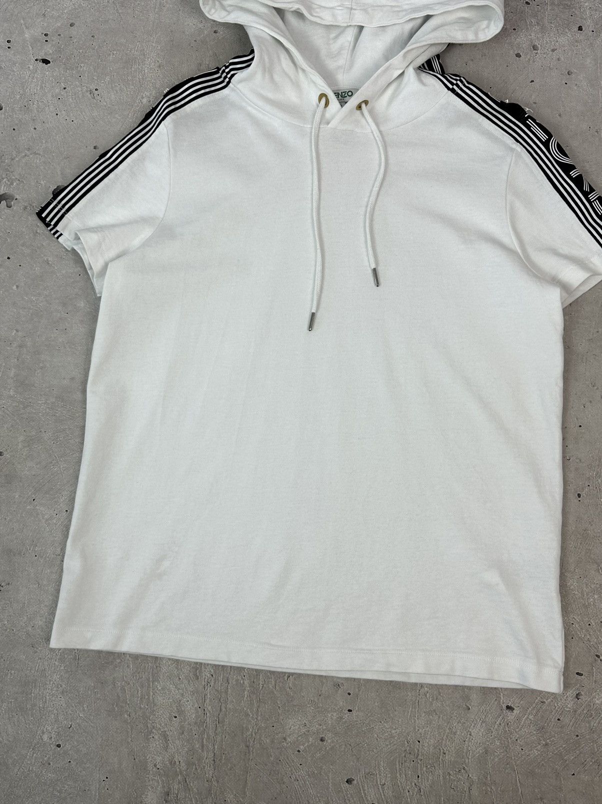 Kenzo × Vintage Kenzo Printed White Hooded Short Sleeve T-shirt Size US S / EU 44-46 / 1 - 4 Thumbnail