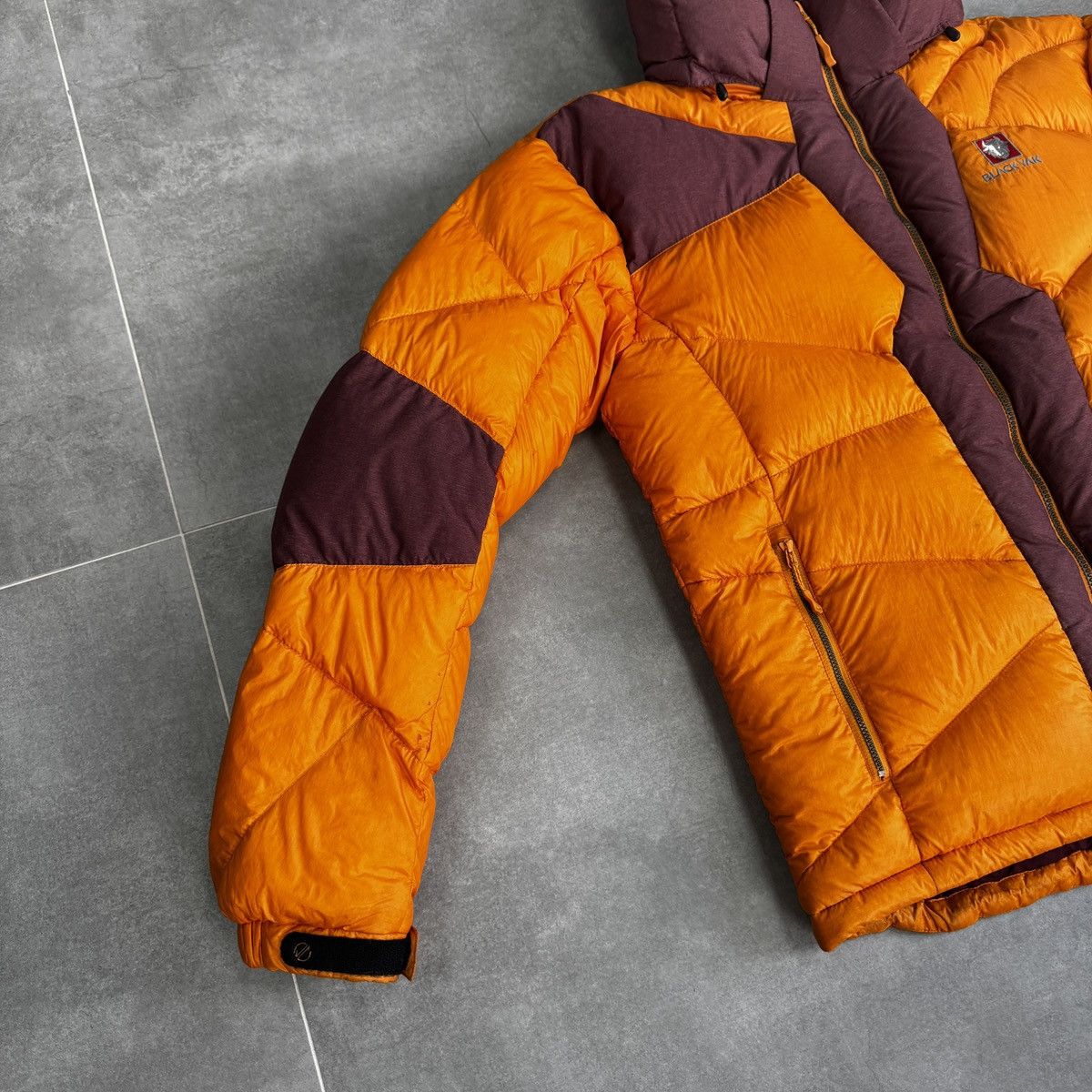 BLACKYAK Black Yak Extreme Peak Down Yellow Men Jacket Gorpcore Size US L / EU 52-54 / 3 - 4 Thumbnail