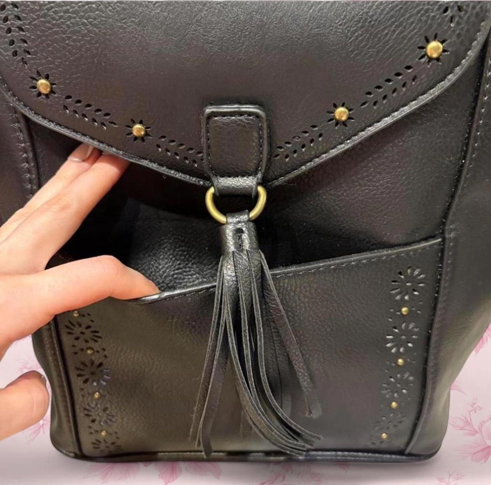 Other Black Leather Backpack Women’s Purses Paisley Storage Size ONE SIZE - 2 Thumbnail