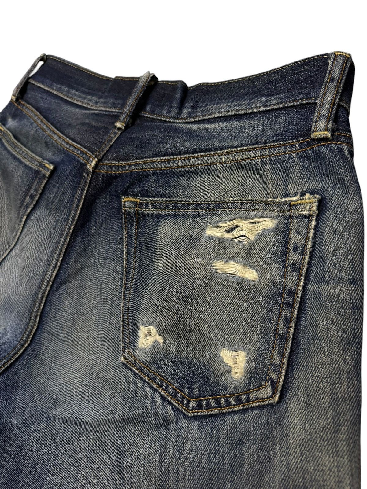 Uniqlo Vintage UNIQLO Jeans Regular Straight Kaihara Denim| Size 31 Size US 31 - 8 Thumbnail