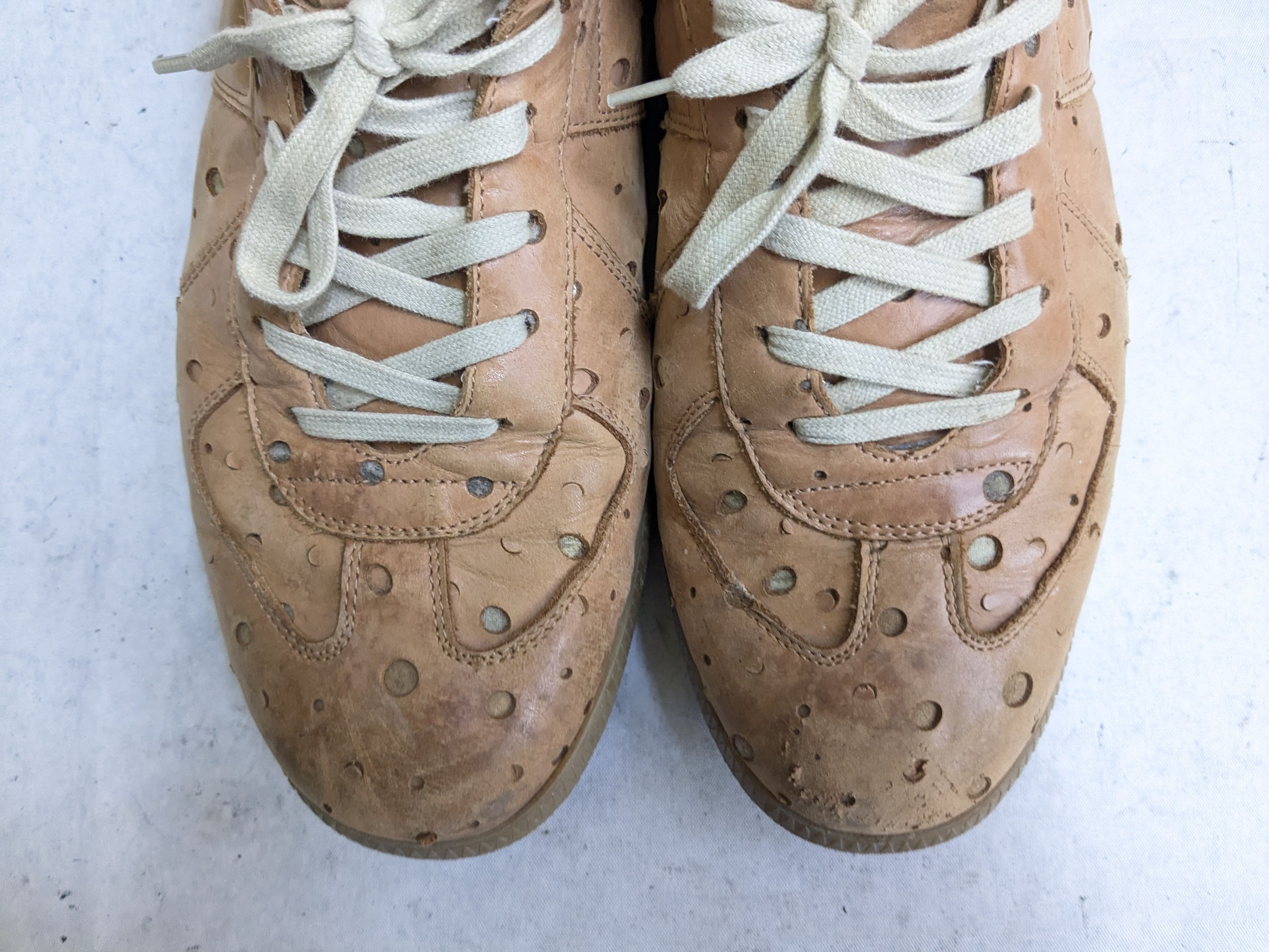 Maison Margiela Maison Margiela Replica GAT 12 45 Brown Low Tops Leather Size US 12 / EU 45 - 2 Thumbnail