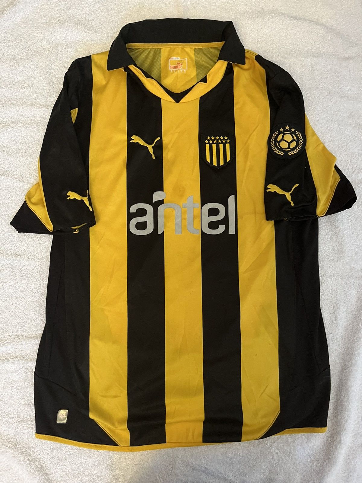 Puma Puma Penarol home jersey approx. 2011-12 Size US L / EU 52-54 / 3 - 1 Thumbnail