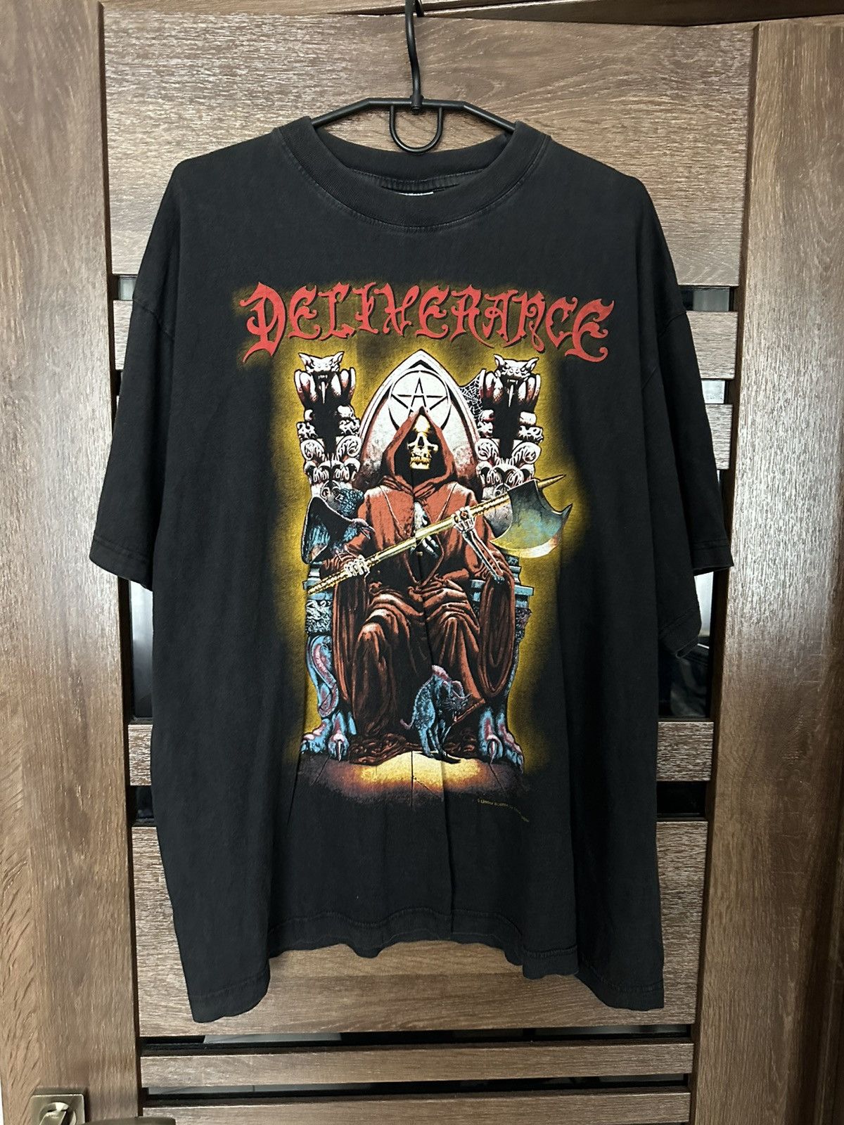 Band Tees Deliverance Satan Devil Vintage Band T-Shirt Tee 90s Spiral Size US XL / EU 56 / 4 - 2 Thumbnail