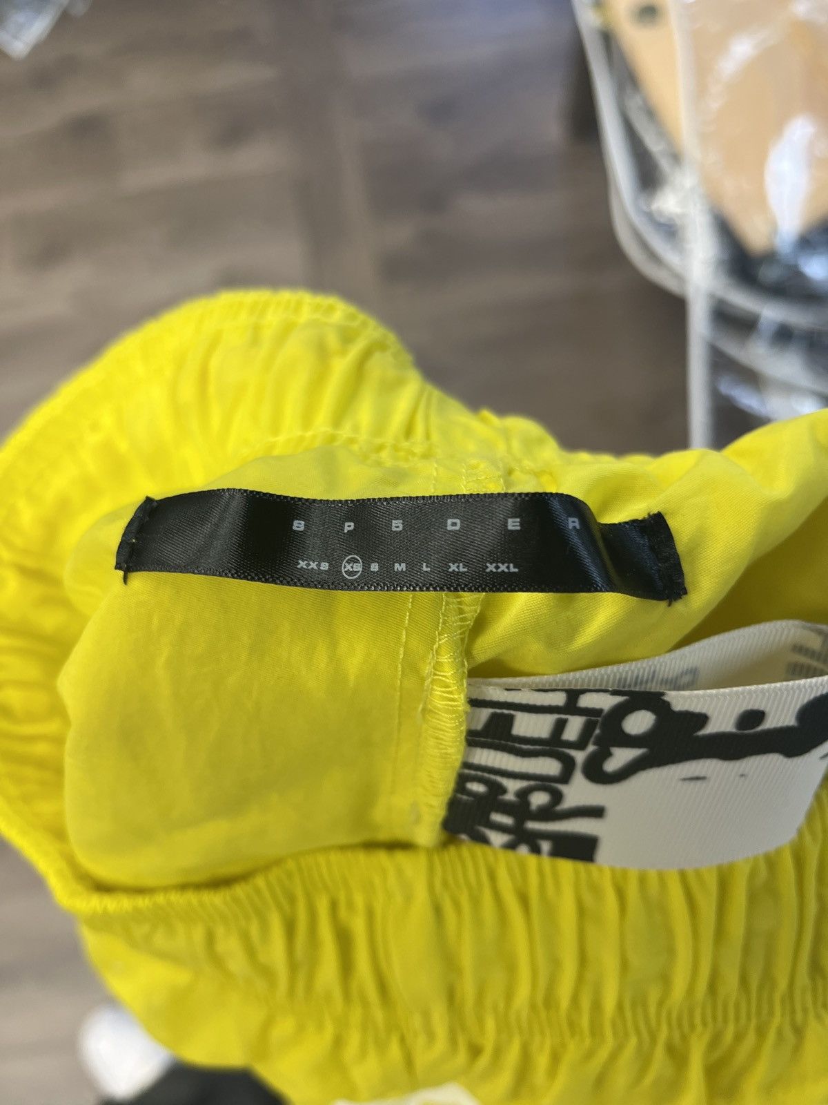 Sp5der Spider Worldwide Logo Shorts Yellow XS Size US 28 / EU 44 - 3 Thumbnail