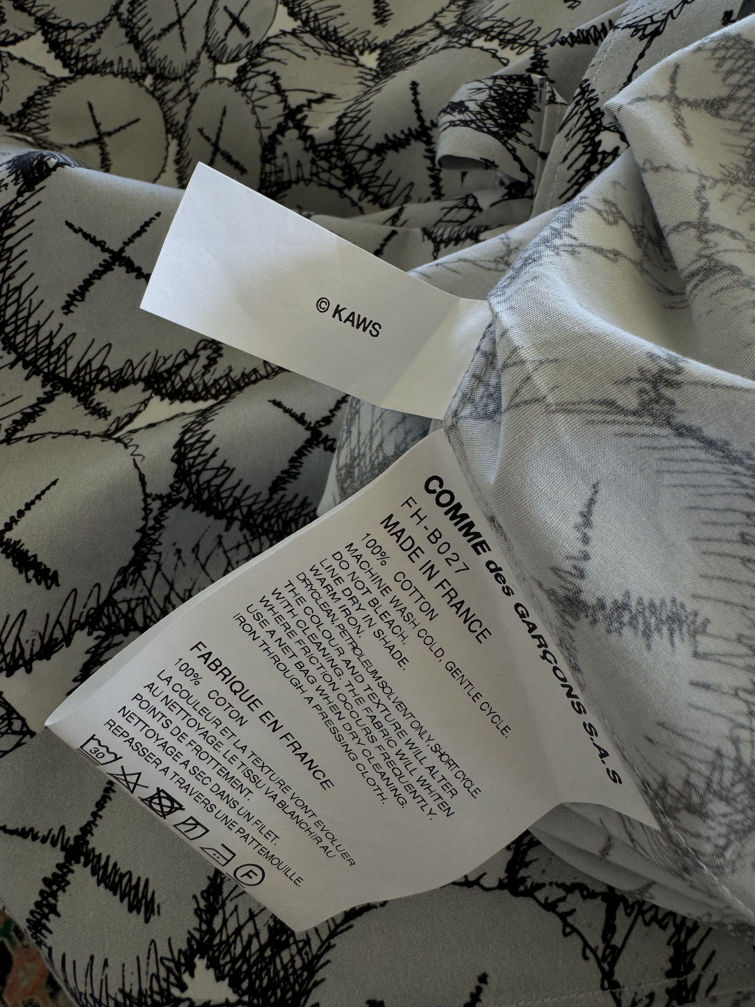 Comme des Garcons SHIRT × Kaws Comme des Garcons Shirt x Kaws Button Up Size US XL / EU 56 / 4 - 15 Thumbnail