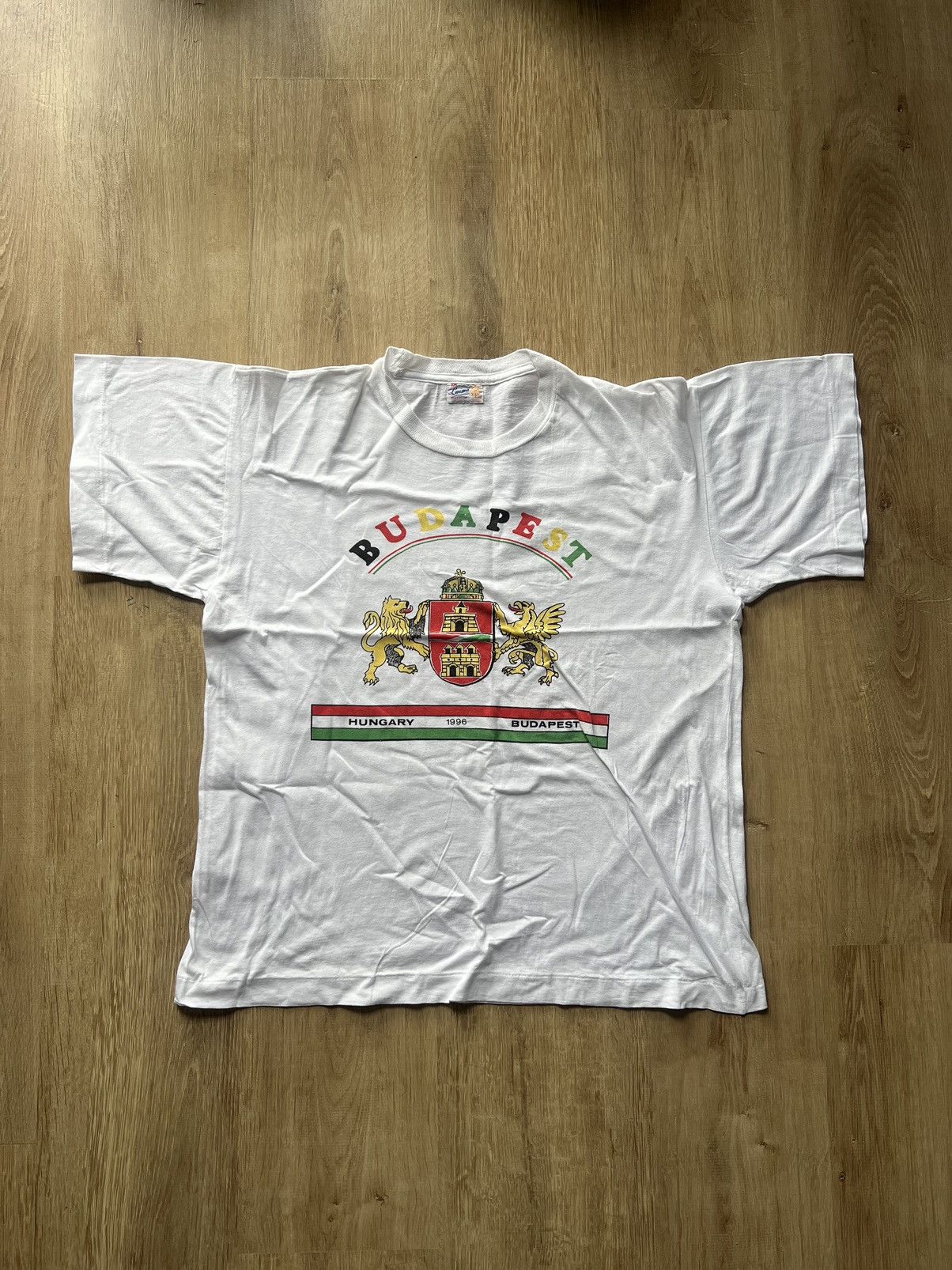 Vintage Vintage 1996 Hungary Budapest Single Stitch T-Shirt Size US L / EU 52-54 / 3 - 1 Thumbnail