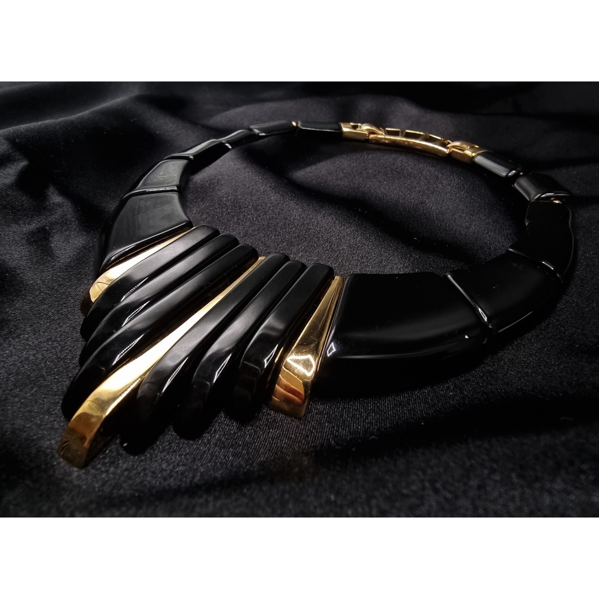 Vintage Vintage 1980s NAPIER Signed Black & Gold Statement Necklace Size ONE SIZE - 5 Thumbnail