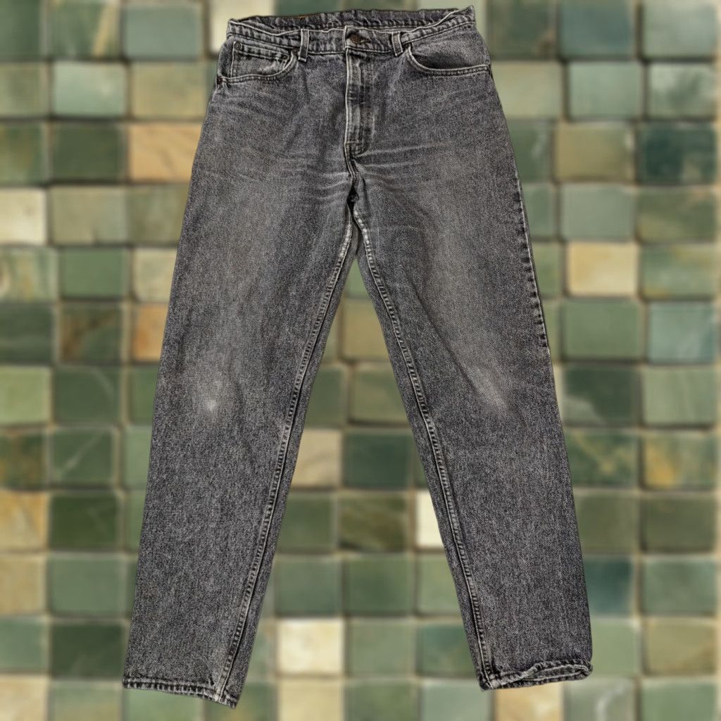 Levi's VINTAGE Levi's 550 Jeans Men 36x34 Black Denim Relaxed Tapered 5-Pocket USA V2 Size US 36 / EU 52 - 1 Thumbnail