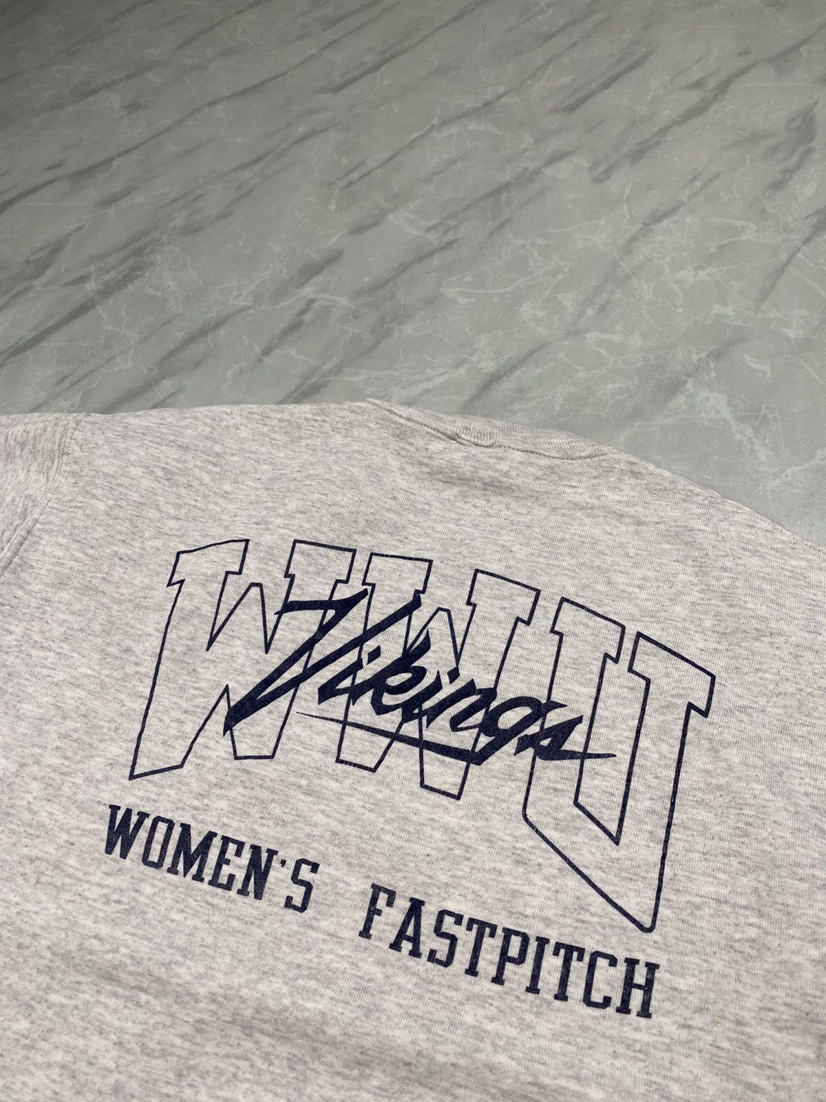 Russell Athletic Vintage 90s Russell WWU Vikings Womens Fastpitch Crewneck Size US L / EU 52-54 / 3 - 4 Thumbnail