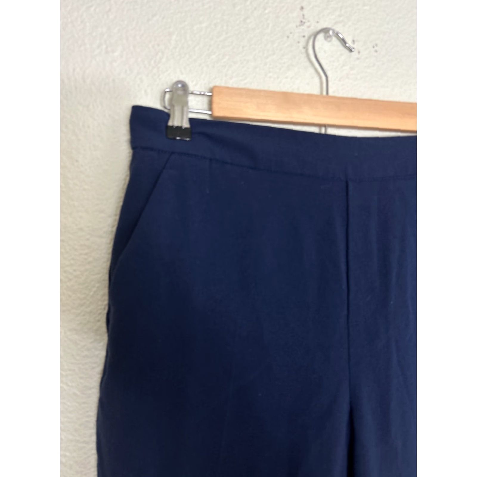 Banana Republic Banana Republic Pants Women 8 Navy Blue Pull On Polyester Blend 30x27 Chino Regular Size 30" / US 8 / IT 44 - 4 Thumbnail