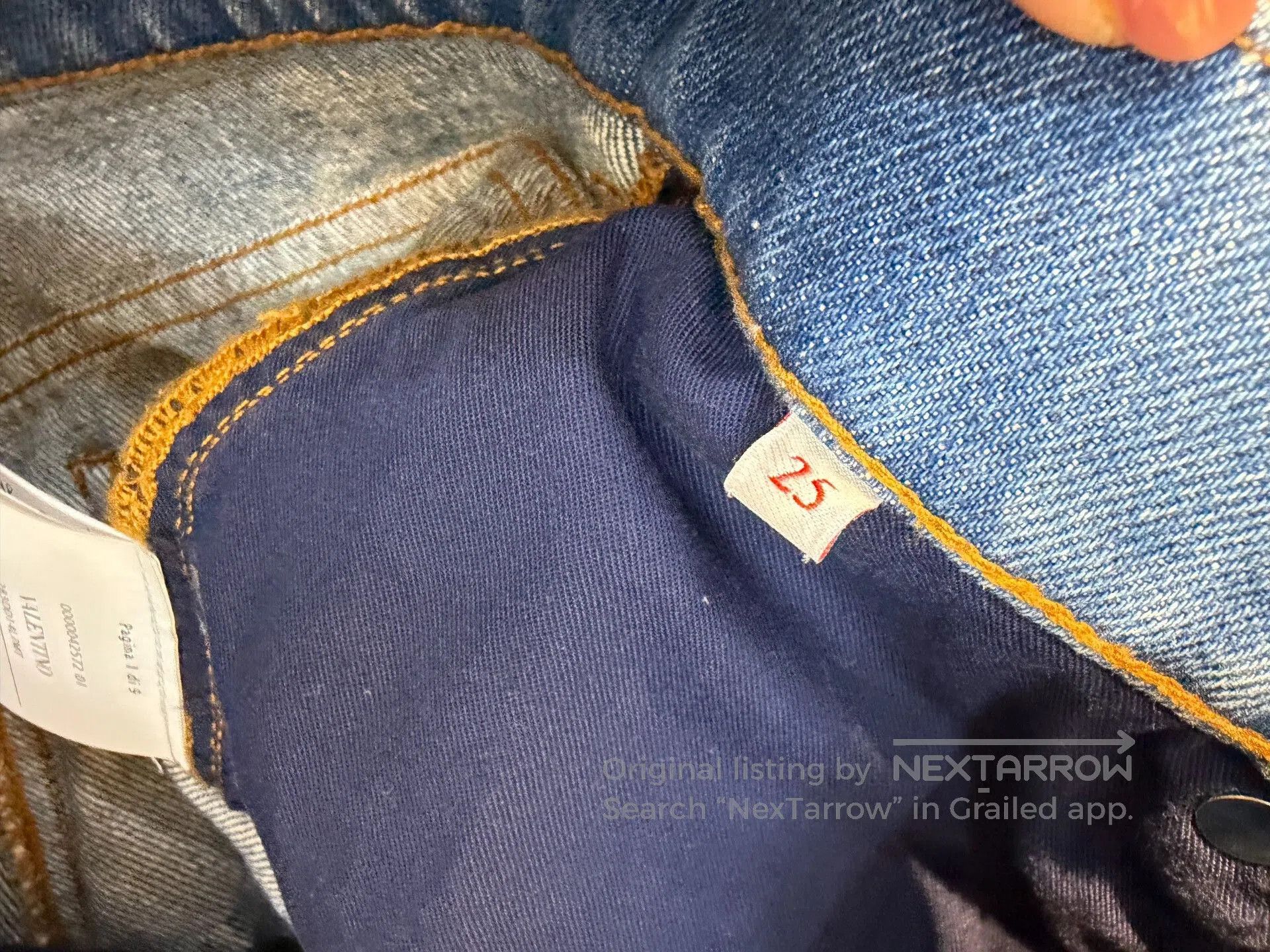 Valentino VALENTINO New Denim Shorts. Size 25" / US 0 / IT 36 - 6 Thumbnail