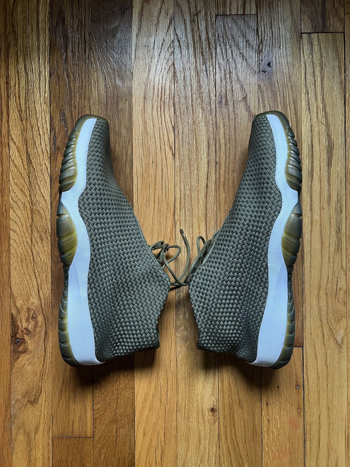 Jordan Brand Air Jordan Future Iguana Size 12 Size US 12 / EU 45 - 1 Thumbnail
