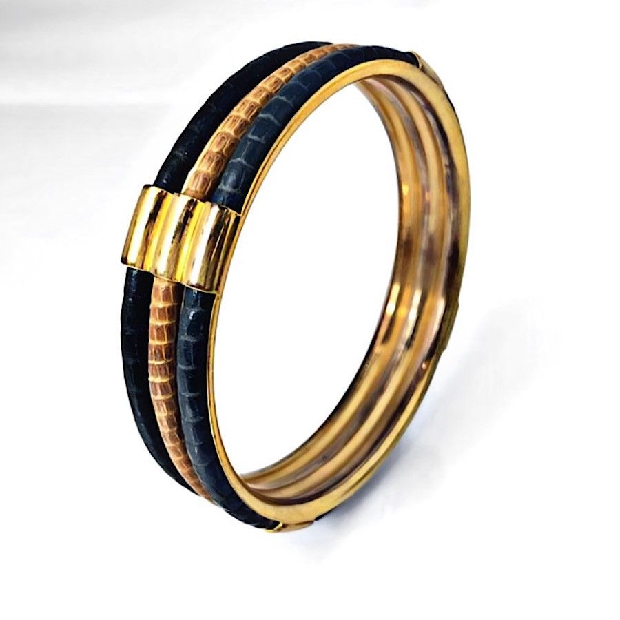 Gucci Authentic Vintage Gucci Early 1960’s Gold Plated Bangle Size ONE SIZE - 2 Thumbnail