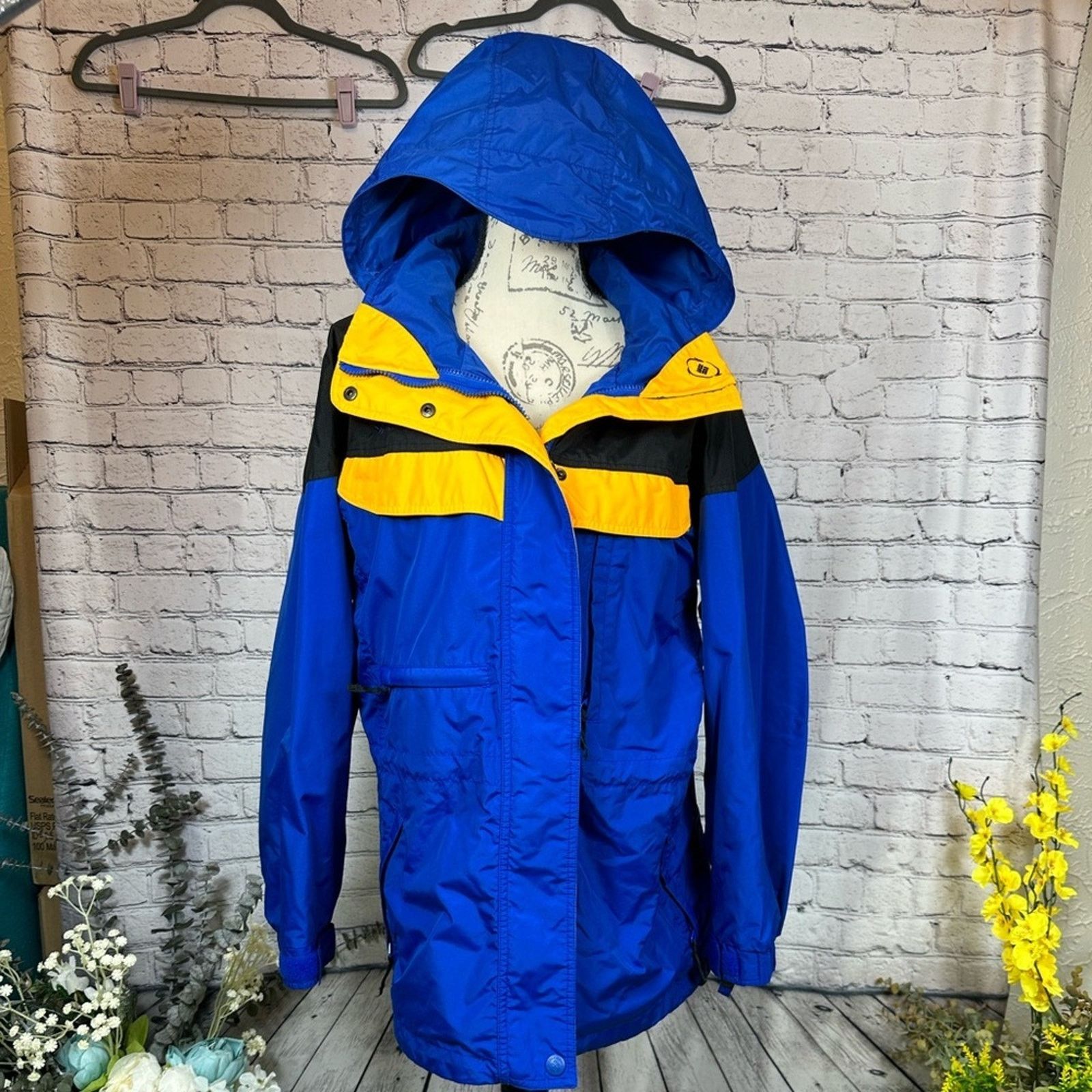 Columbia Columbia Women’s Sportswear Winter Coat-Navy,Yellow,Black M Size M / US 6-8 / IT 42-44 - 3 Thumbnail