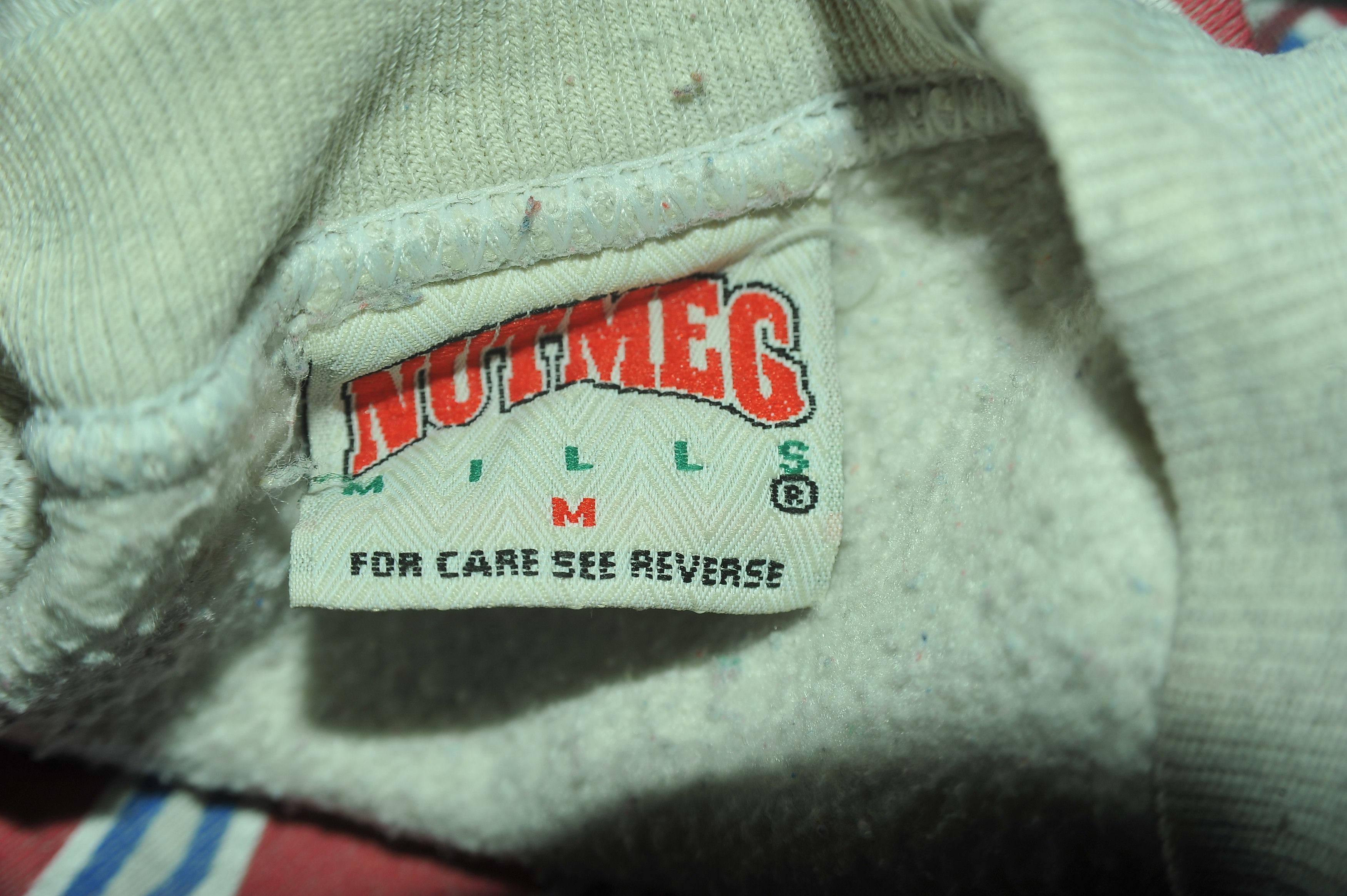 Nutmeg Vintage 90s Bayern Munchen Nutmeg Sweatshirt Size US M / EU 48-50 / 2 - 3 Thumbnail