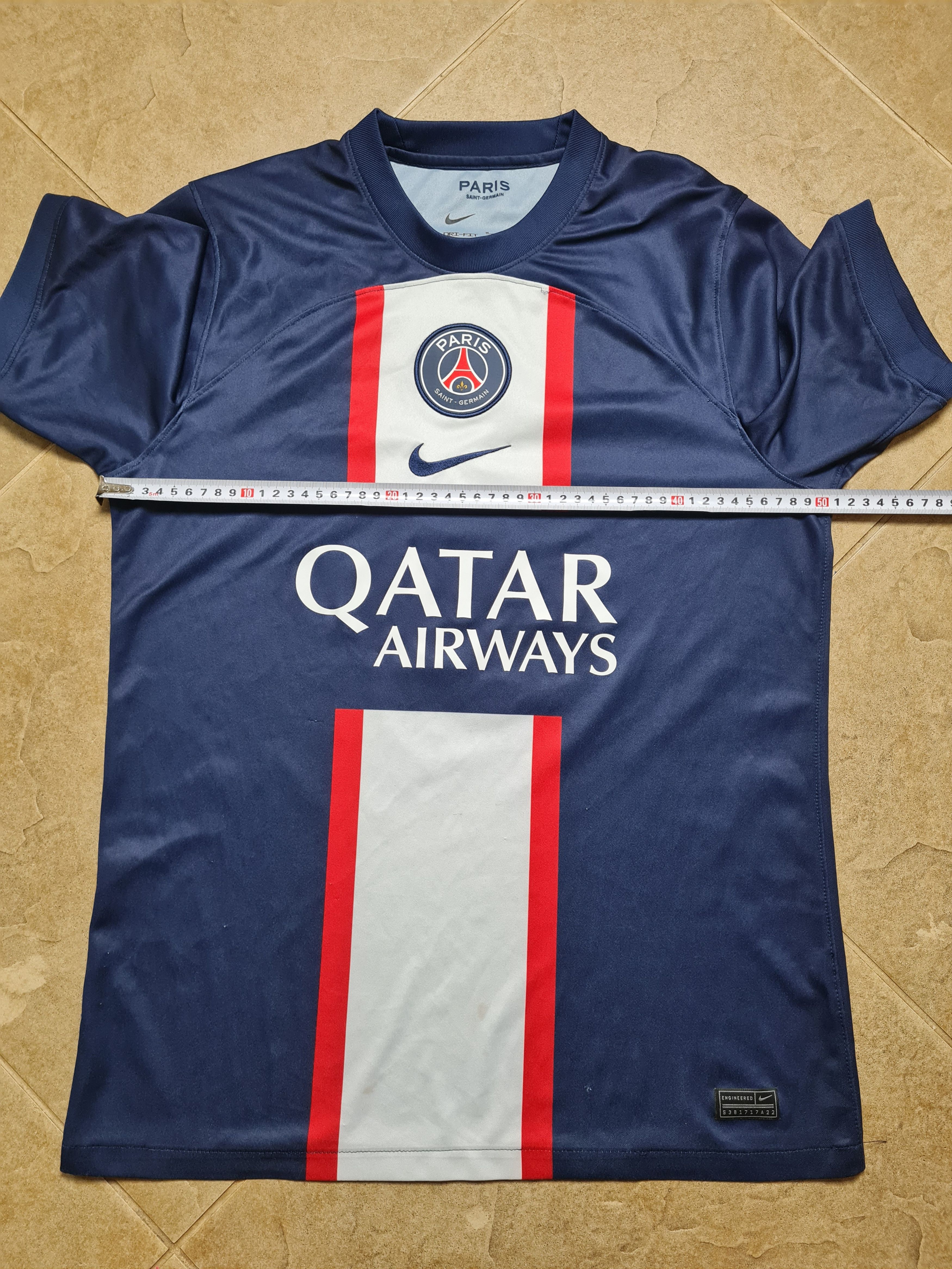 Nike PSG Ramos #4 Home Soccer Shirt Soccer Nike Paris Saint Size US M / EU 48-50 / 2 - 18 Thumbnail
