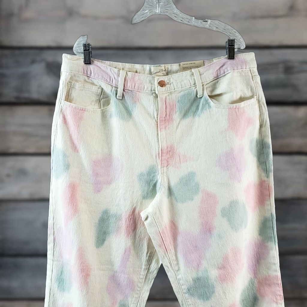 Vintage Universal Thread Womens Straight Jeans Sz 18 White Pink High Rise Size 40" / US 18 - 1 Thumbnail