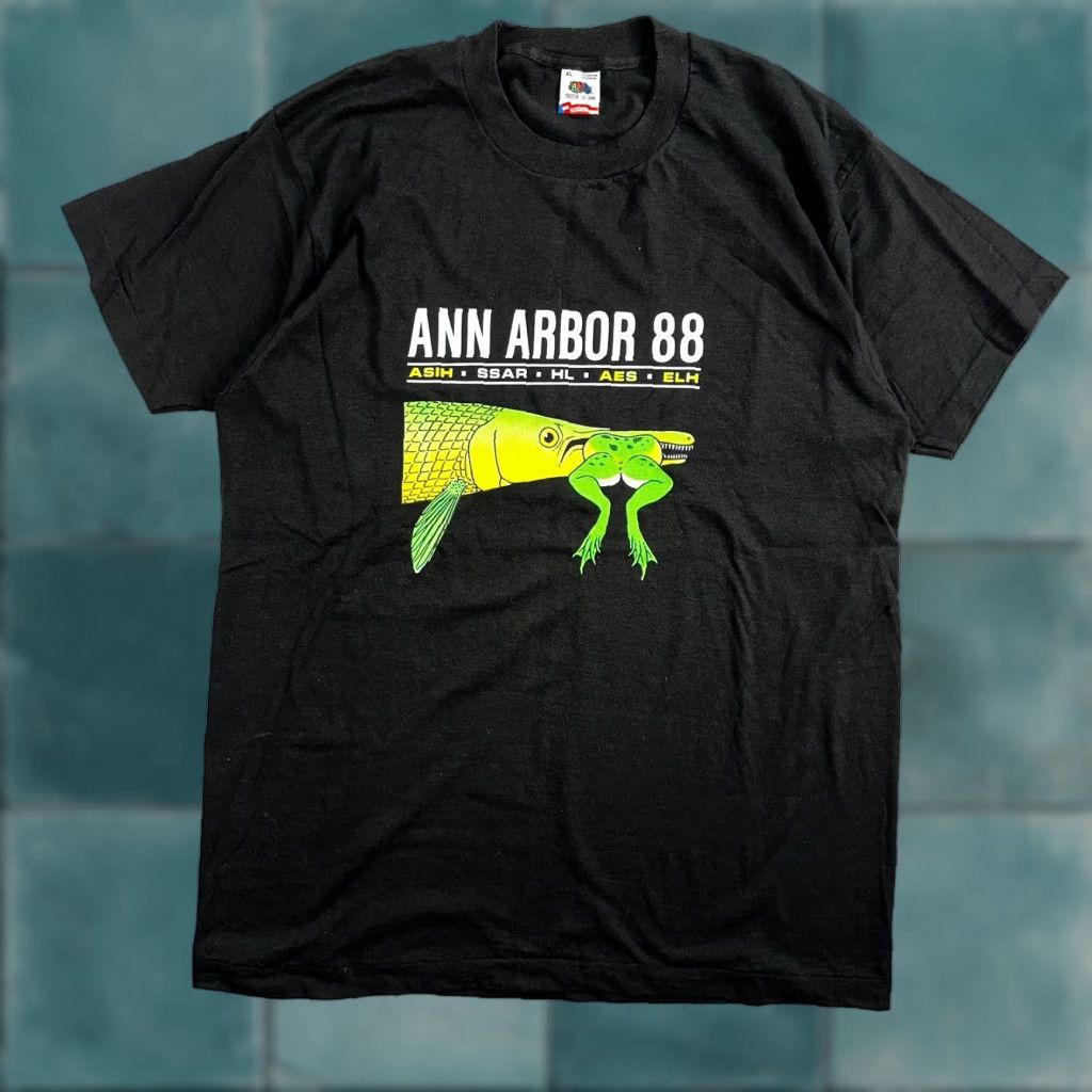 Fruit Of The Loom VINTAGE Fruit of the Loom T-Shirt Mens XL Black 80s 90s Ann Arbor Frog Graphic Trout Fish Art Fishing Hunt Cheap Vintage Shirts Size US XL / EU 56 / 4 - 1 Thumbnail