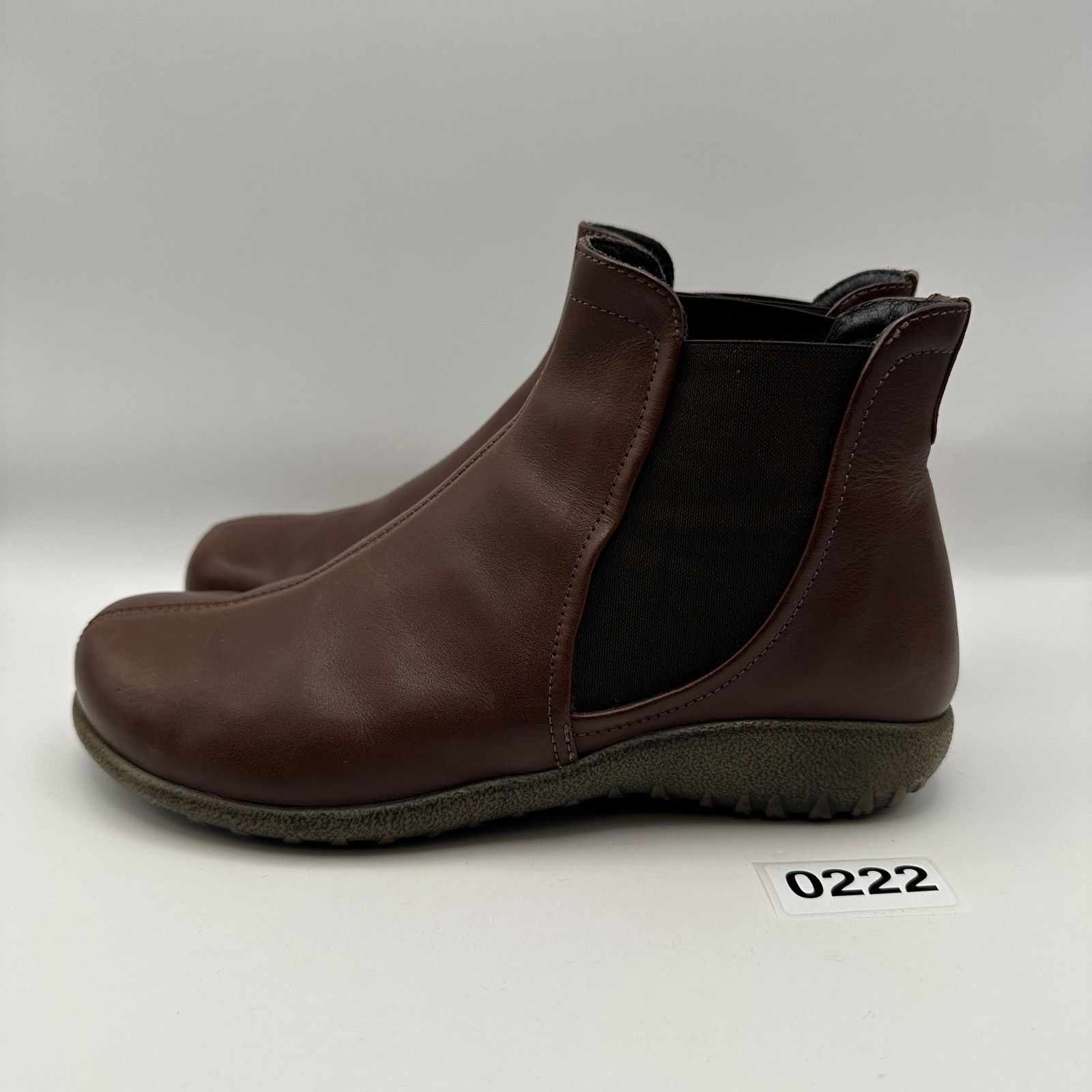 Other NAOT Size 37 Women's Chelsea Mid Brown Leather Rubber Sole Size US 6 / IT 36 - 2 Thumbnail