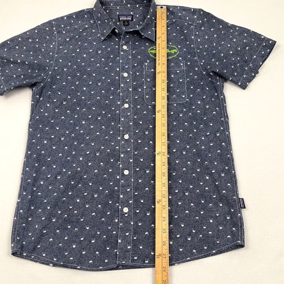 Patagonia Patagonia X Dogfish Head Brewery Shirt Mens M Blue Organic Cotton Button Up Hike Shirt Size US M / EU 48-50 / 2 - 6 Thumbnail