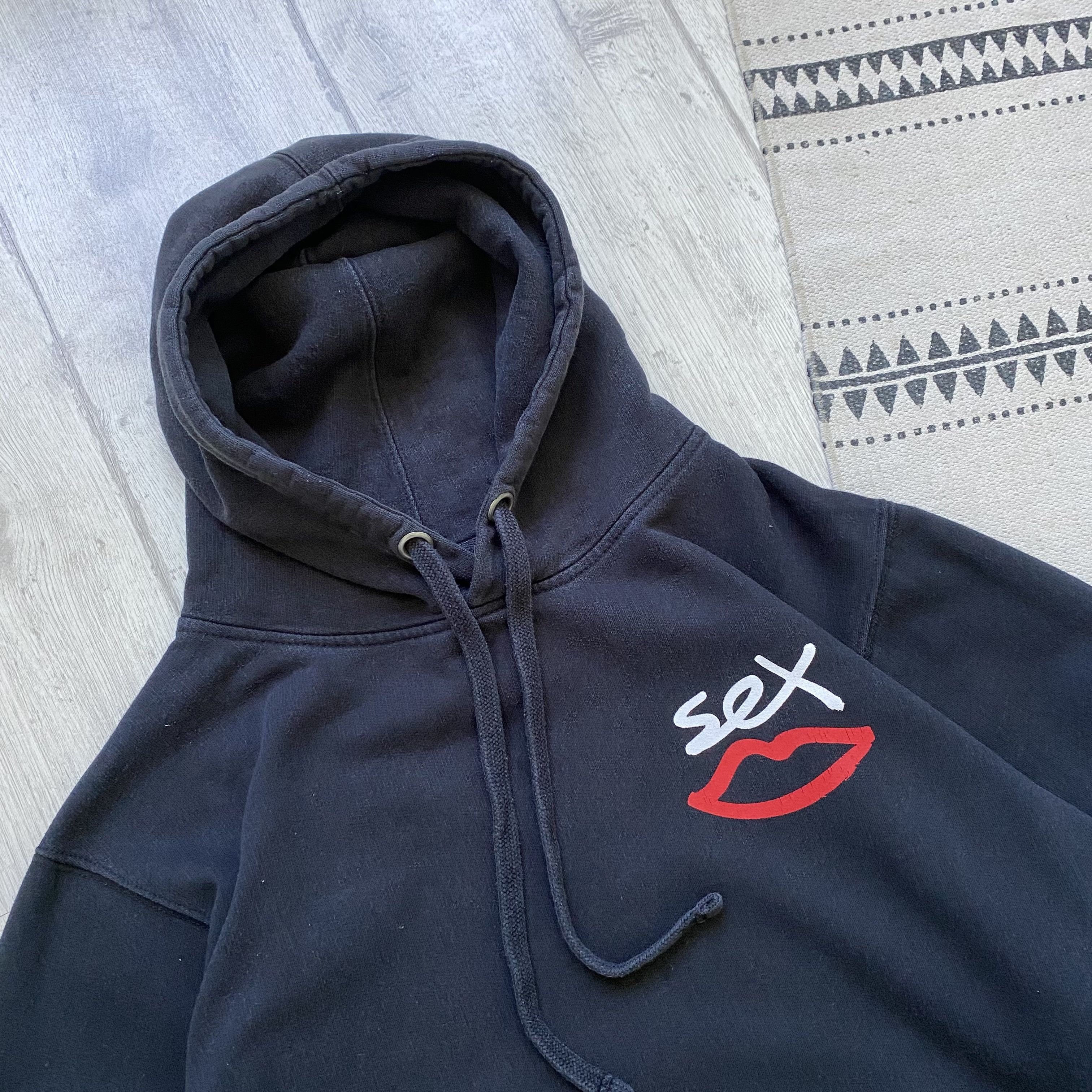 Sex Skateboards 🔞 Vintage SEX Skateboards hoodie Kiss logo Faded Size US M / EU 48-50 / 2 - 3 Thumbnail
