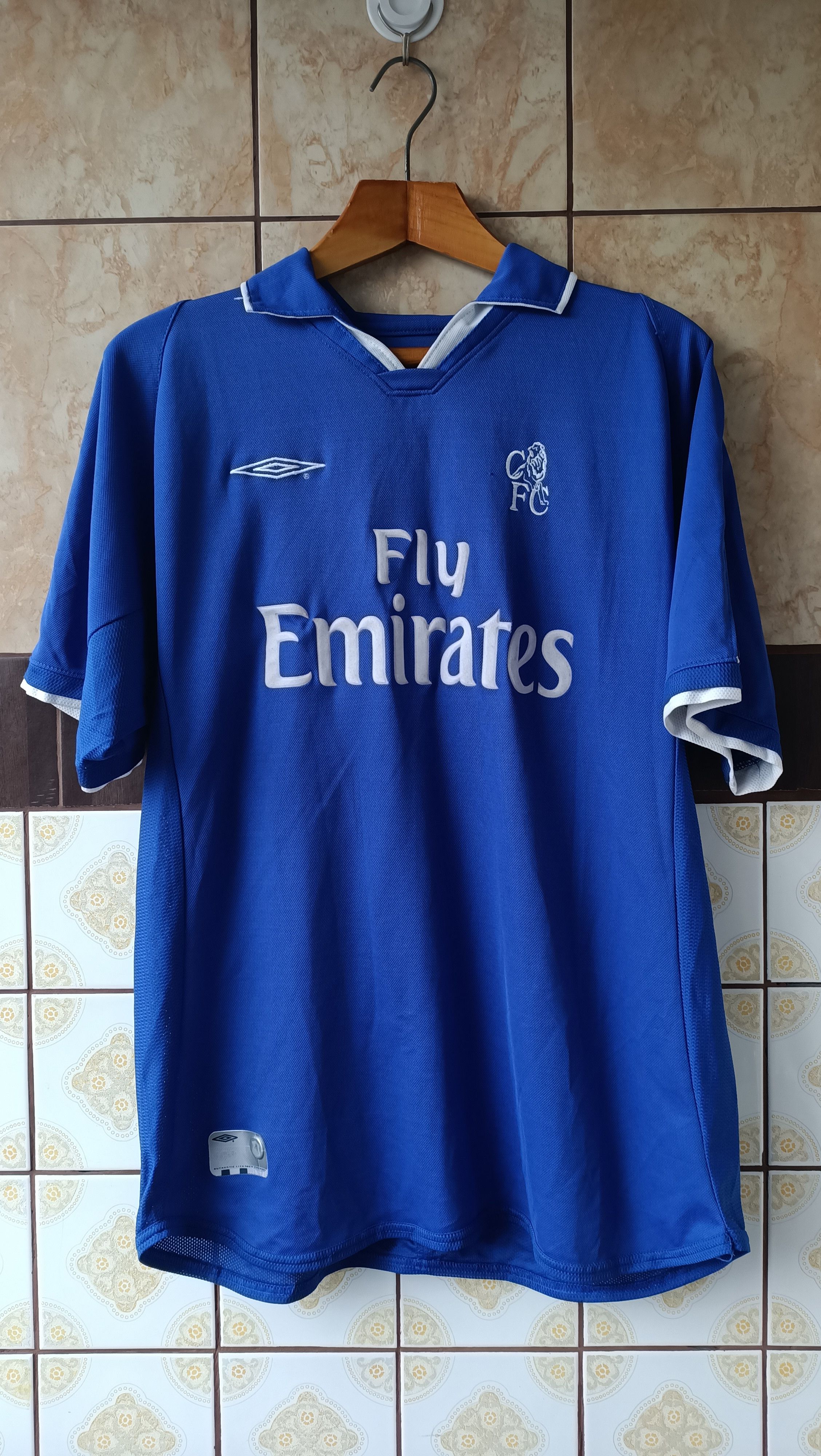 Vintage Umbro Chelsea soccer jersey 2001/2003