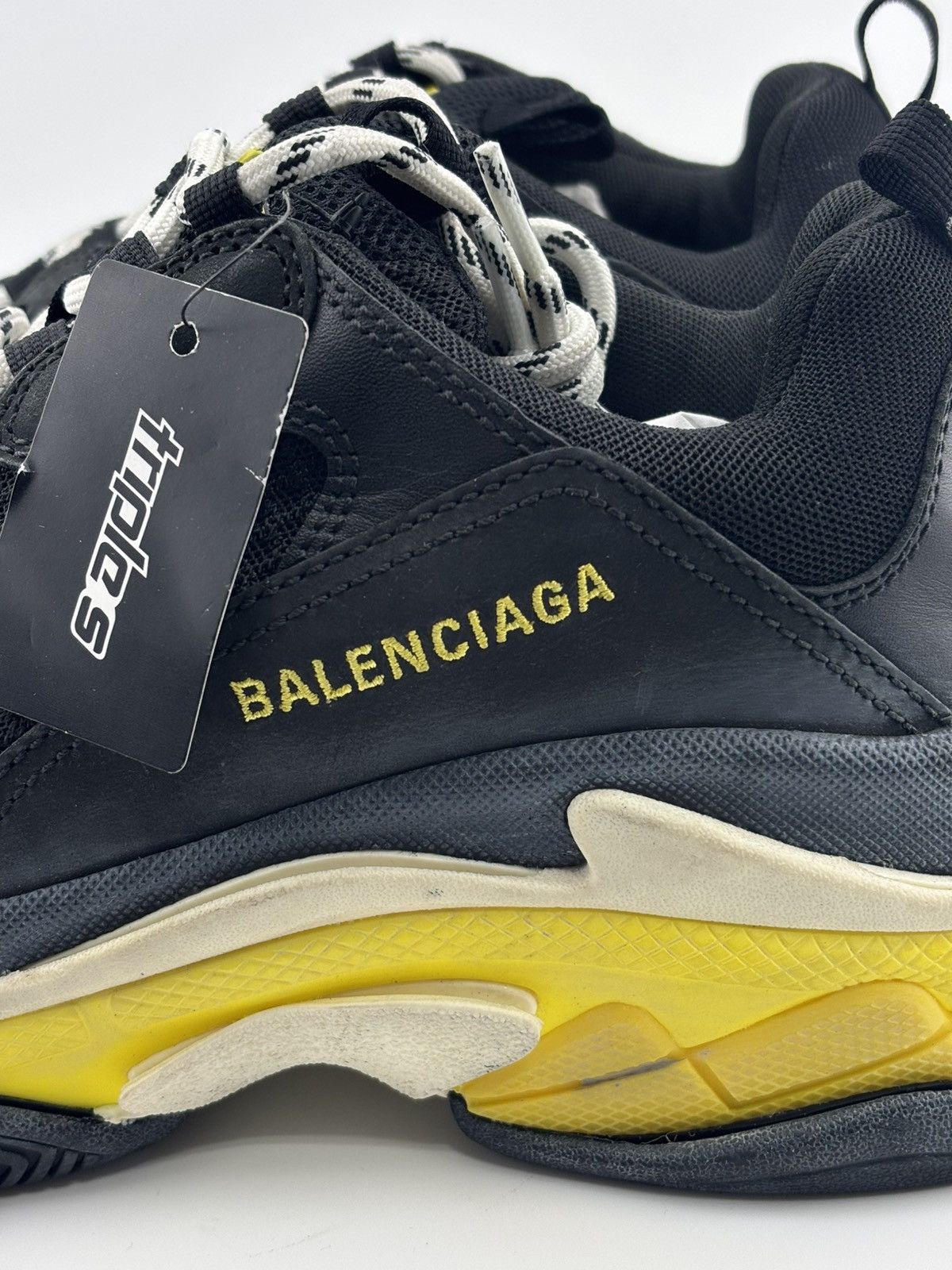 Balenciaga BALENCIAGA TRIPLE S SIZE 41 - 11W - 8M Size US 8.5 / EU 41-42 - 6 Thumbnail