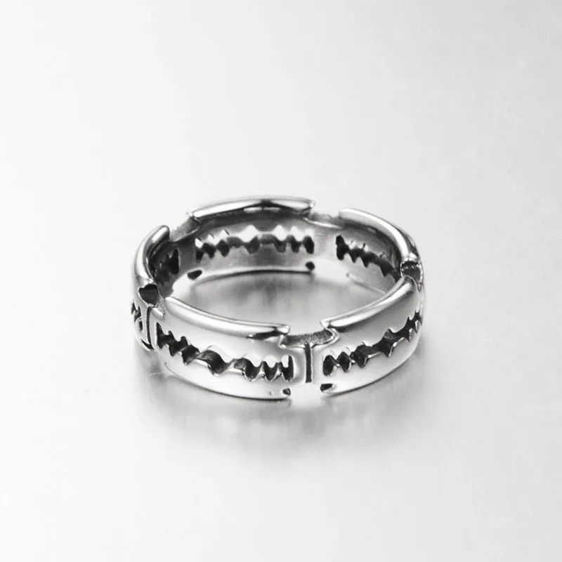Jewelry × Vintage Razor blade ring Size ONE SIZE - 2 Thumbnail