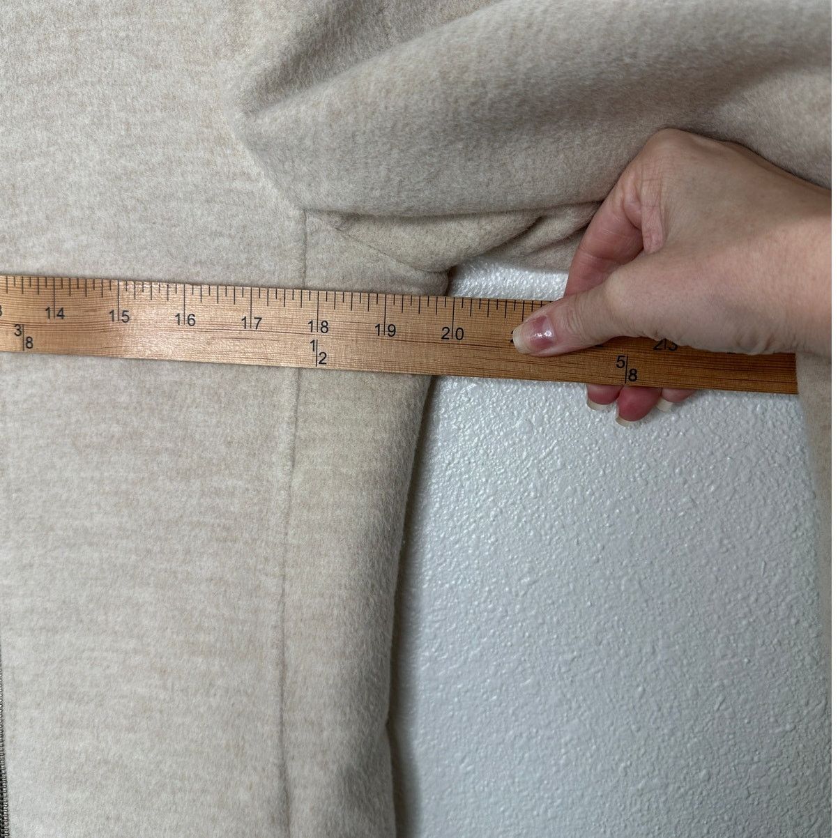 Max Mara S Max Mara Tan Long Sleeve Zip Hooded Wool Angora Shacket 8 Size M / US 6-8 / IT 42-44 - 14 Thumbnail
