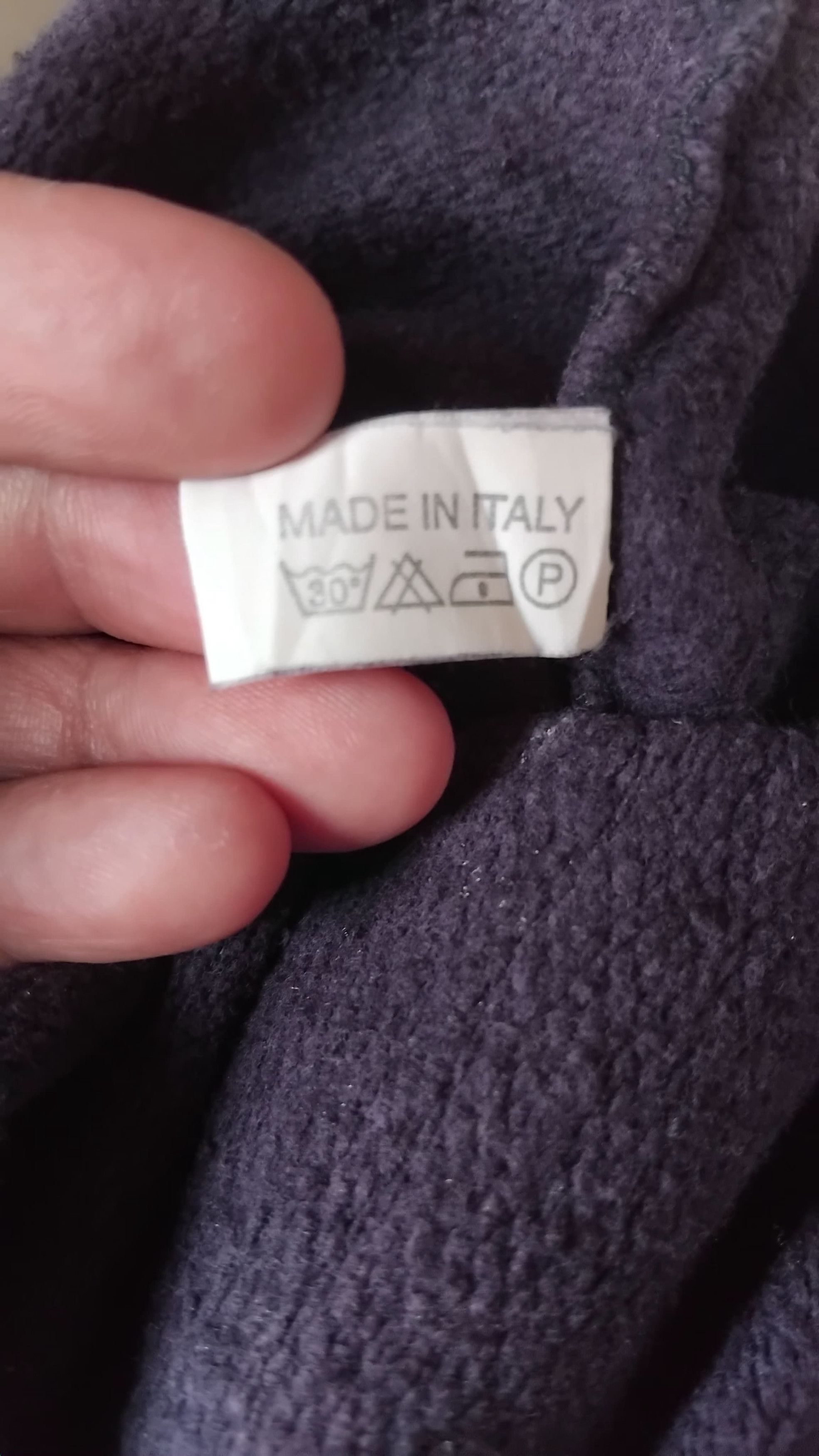 Valentino Vintage Original Valentino distress sweater Size US M / EU 48-50 / 2 - 14 Thumbnail