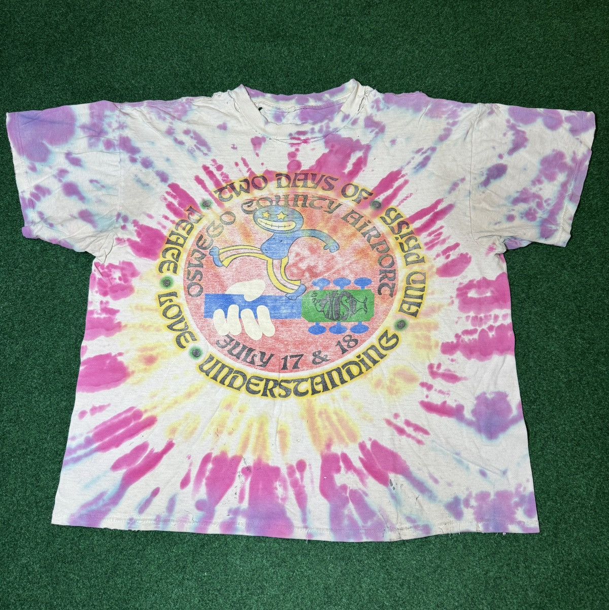 Band Tees × Vintage Vintage 90s Phish Tie Dye Hippie Rare Thrashed Band T Shirt Size US XL / EU 56 / 4 - 1 Thumbnail